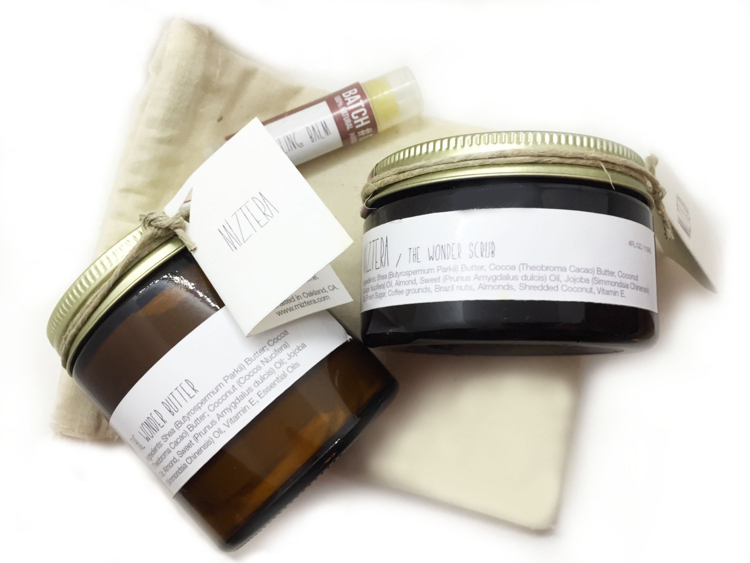 Schokoladen-Körperpeeling, Körperbutter, Lippenbalsam Geschenk-Set Natürliche Handarbeit. The Wonder Butter, Scrub & Healing Balm. Kakao Shea von Etsy - MIZTERA