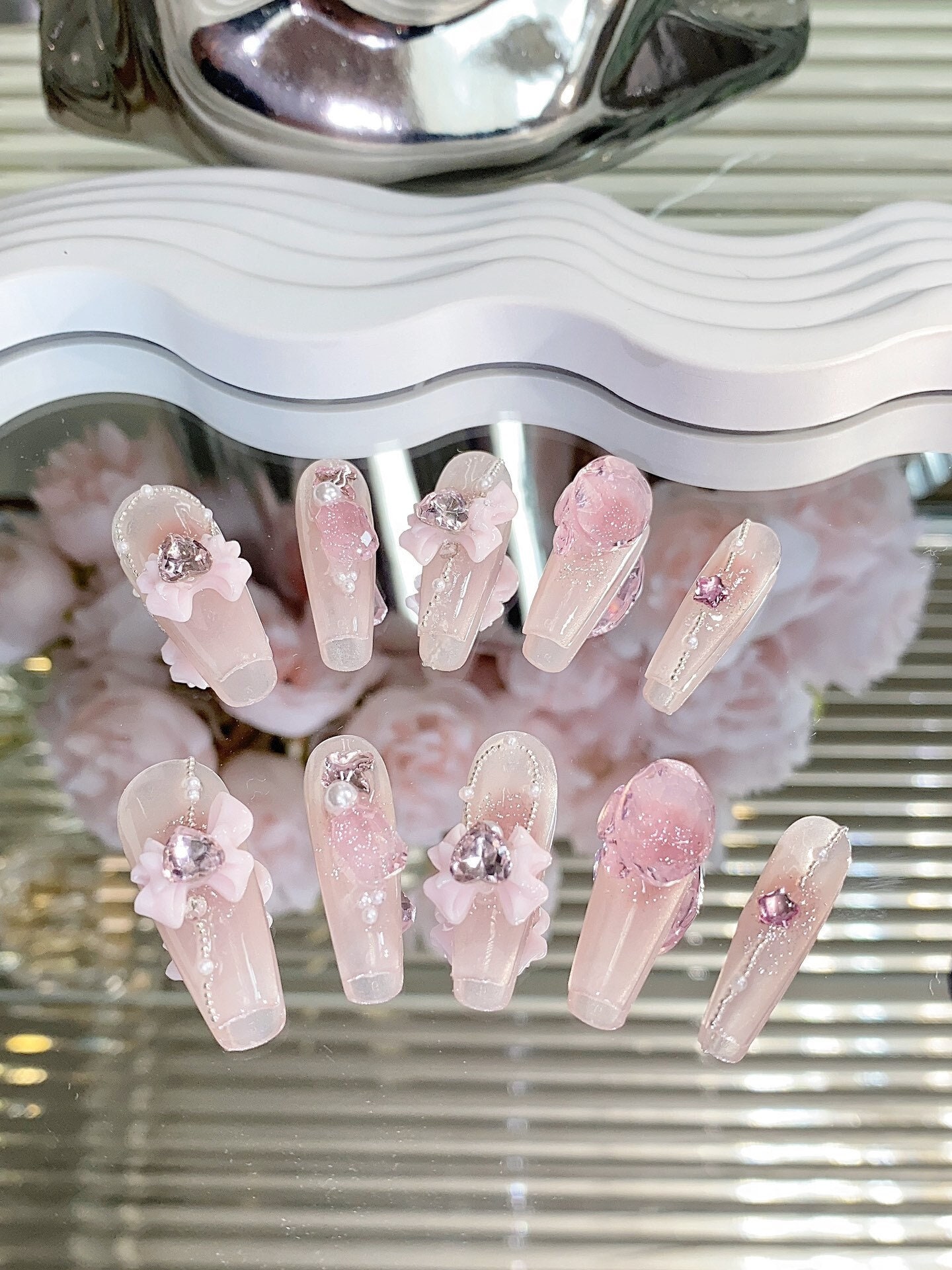 Pink Butterfly Bow With Ice-Cold Feeling Press On Nails Manicure/Reusable Medium-Long Coffin 24mm Pink Butterfly Bow With Ice-Cold Feeling Press On Nails Manicure/Reusable Medium-Long Coffin 24mm von Etsy - MYNAILPRESS