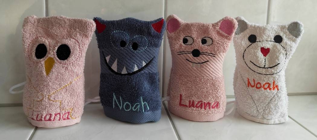 Frottee Waschhandschuh, Waschlappen, Bestickt Mit Wunschnamen Und Applikation Monster, Eule, Maus, Eisbär Frottee Waschhandschuh, Waschlappen, Bestickt Mit Wunschnamen Und Applikation Monster, Eule, Maus, Eisbär von Etsy - MaLuVonJacqueline