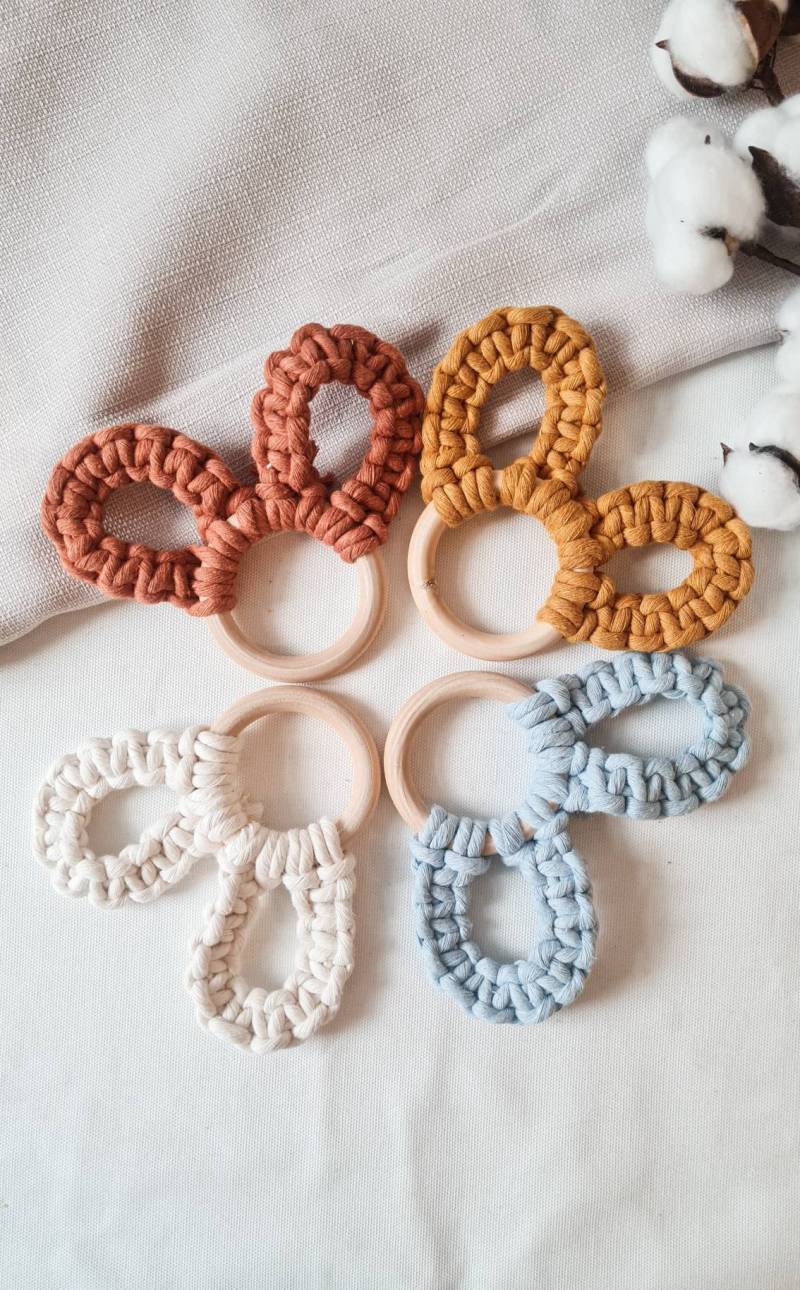 Makramee Greifring/Beißring - Beißring Mit Hasenohren von Etsy - MacrameIva