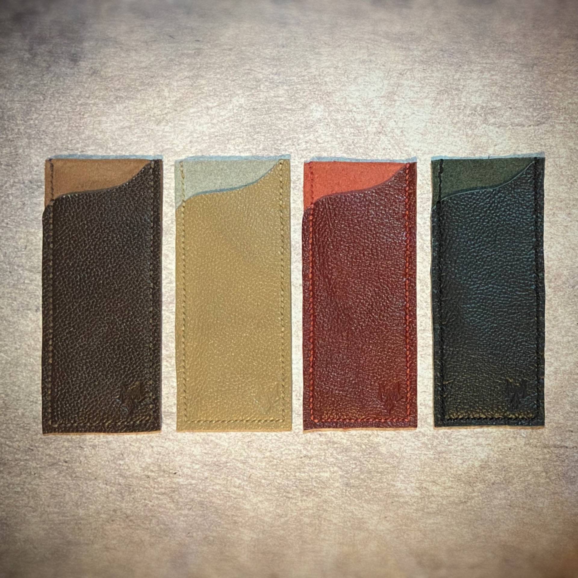 Kamm-Etui, Bartkamm-Etui, Benutzerdefinierte Größe, Recyceltes Leder, Lederkamm-Etui, Größerer Gerader Kamm, Hochwertiges Lederetui Kamm-Etui, Bartkamm-Etui, Benutzerdefinierte Größe, Recyceltes Leder, Lederkamm-Etui, Größerer Gerader Kamm, Hochwertiges Lederetui von Etsy - MadameMagpieByBea