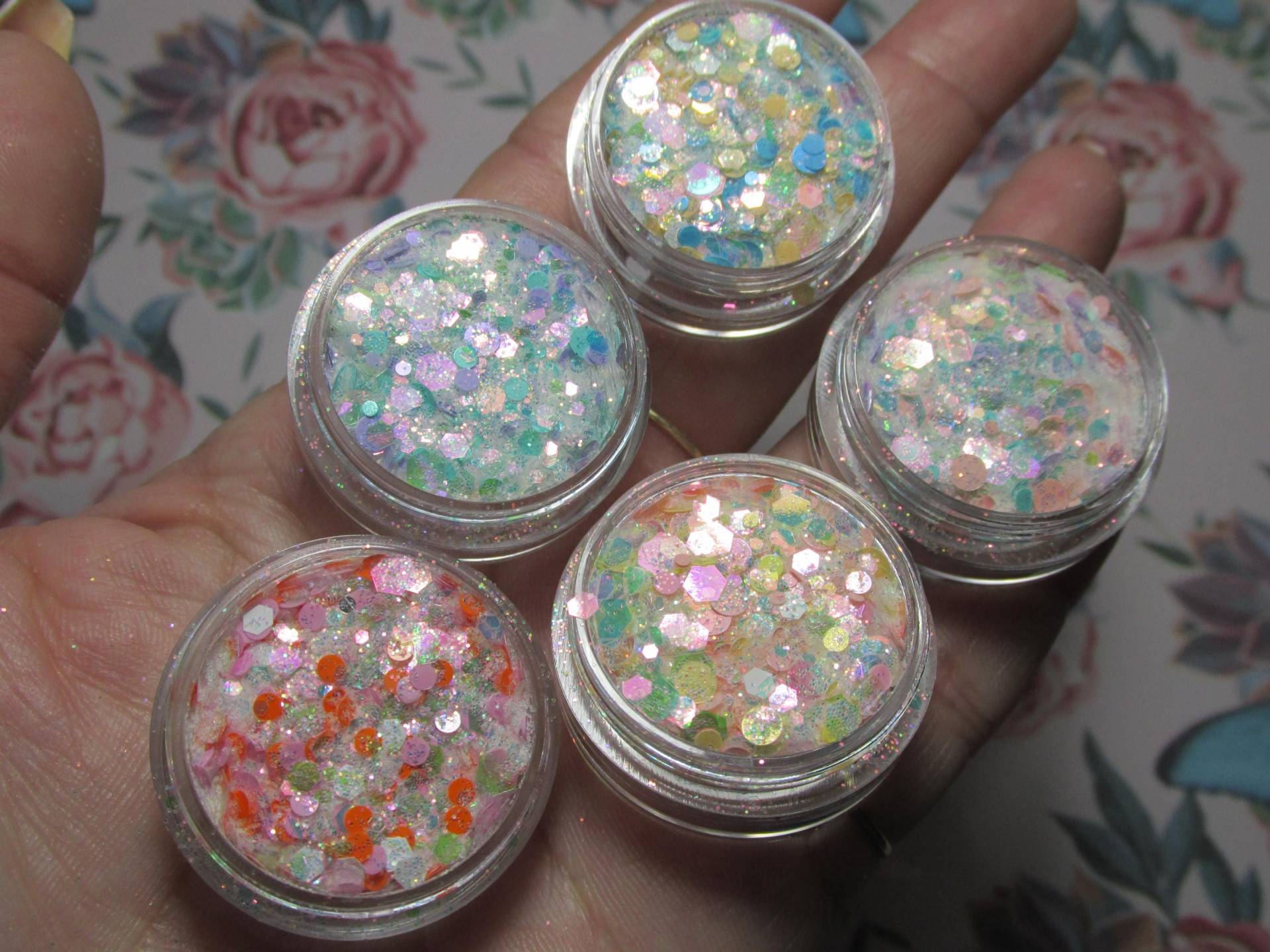 Tea Time Pastell Irisierende Glitzer Punkte Mix Set von Etsy - Made2GlitterCookie