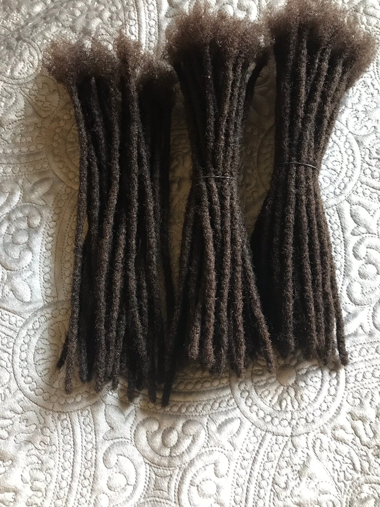 100 Kleine 10-Zoll-Locs von Etsy - Made2ModelHair