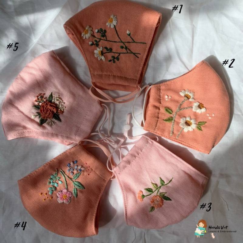 Kaufen Sie 3 Und Erhalten 1 Gratis - Gesichtsmaske Mit Blumenstickerei, Gestickte Gesichtsmaske, Pastellgesichtsmaske von Etsy - MadewithloveByCherry
