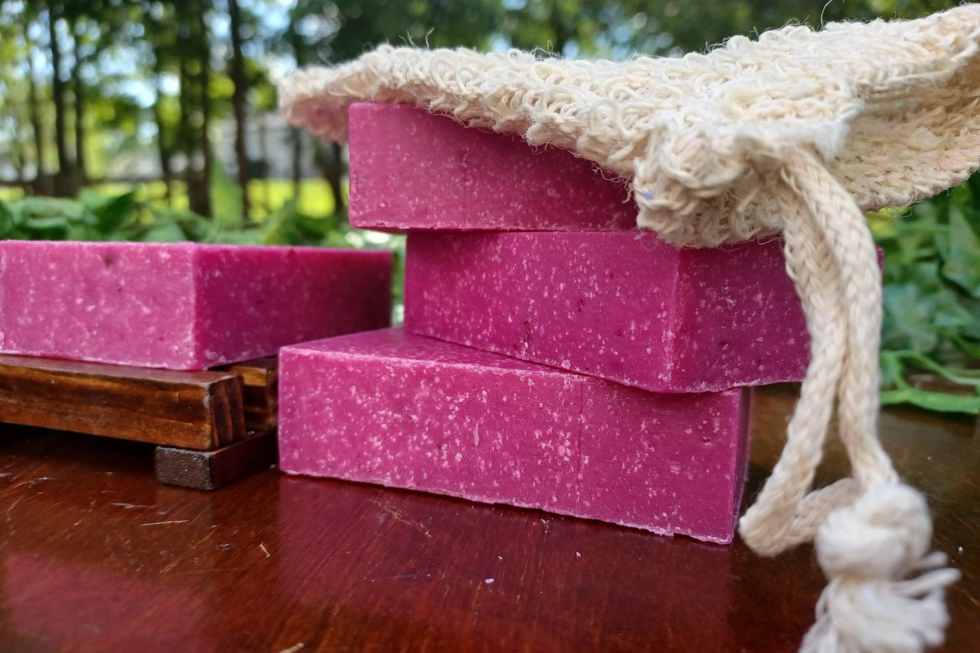 Peeling Kalt Verarbeitete Seifenstange/Cleanses & Lathers Well Madi Es Red Sky Scrub Seife Peeling Kalt Verarbeitete Seifenstange/Cleanses & Lathers Well Madi Es Red Sky Scrub Seife von Etsy - MadisSoapandSuch