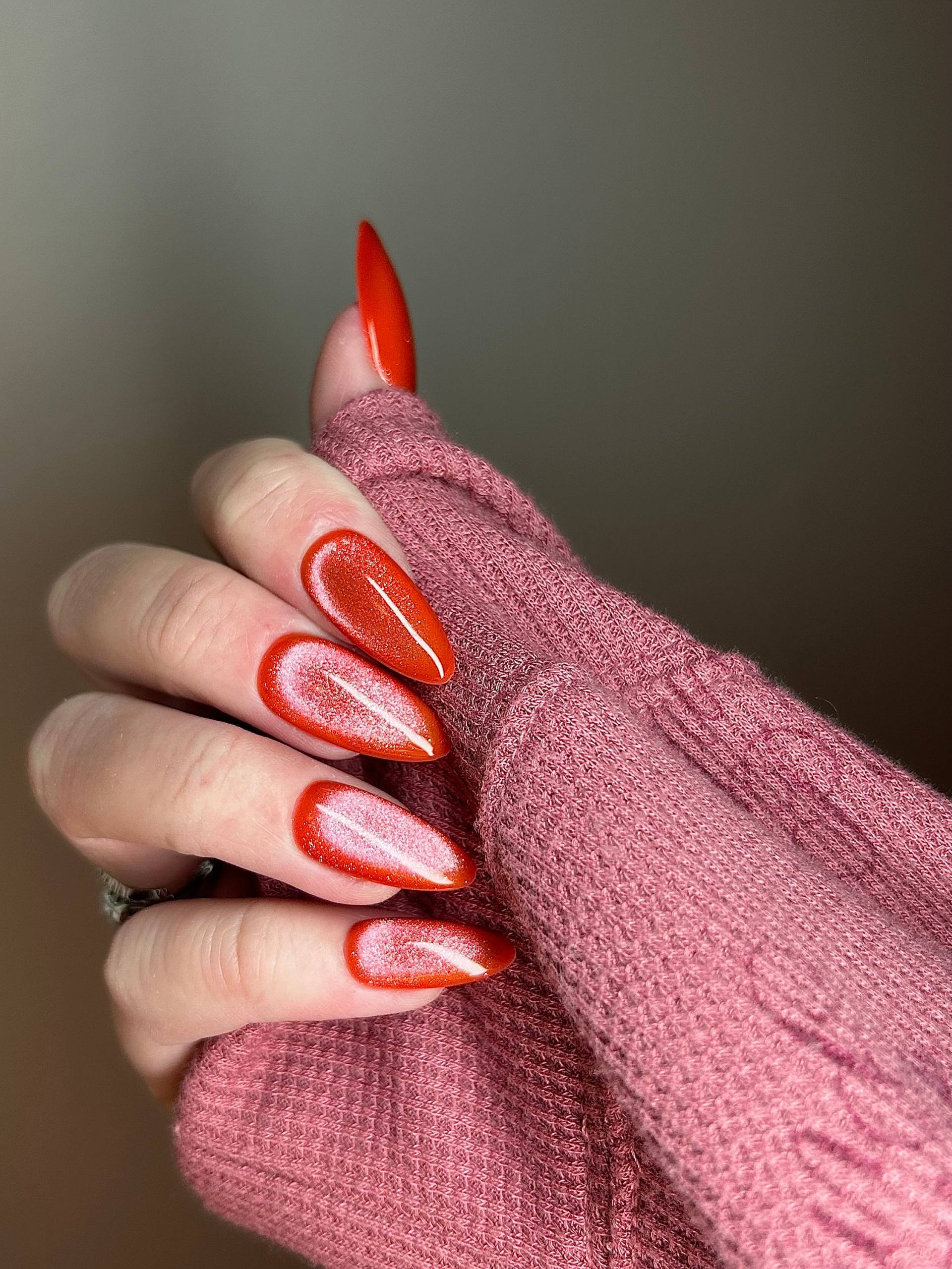 Clementine | Orange Coral Velvet Drücken Sie Auf Die Nägel Helle Katzenauge Hochwertige Gelnägel Witchy Lange Clementine | Orange Coral Velvet Drücken Sie Auf Die Nägel Helle Katzenauge Hochwertige Gelnägel Witchy Lange von Etsy - MagpieNails