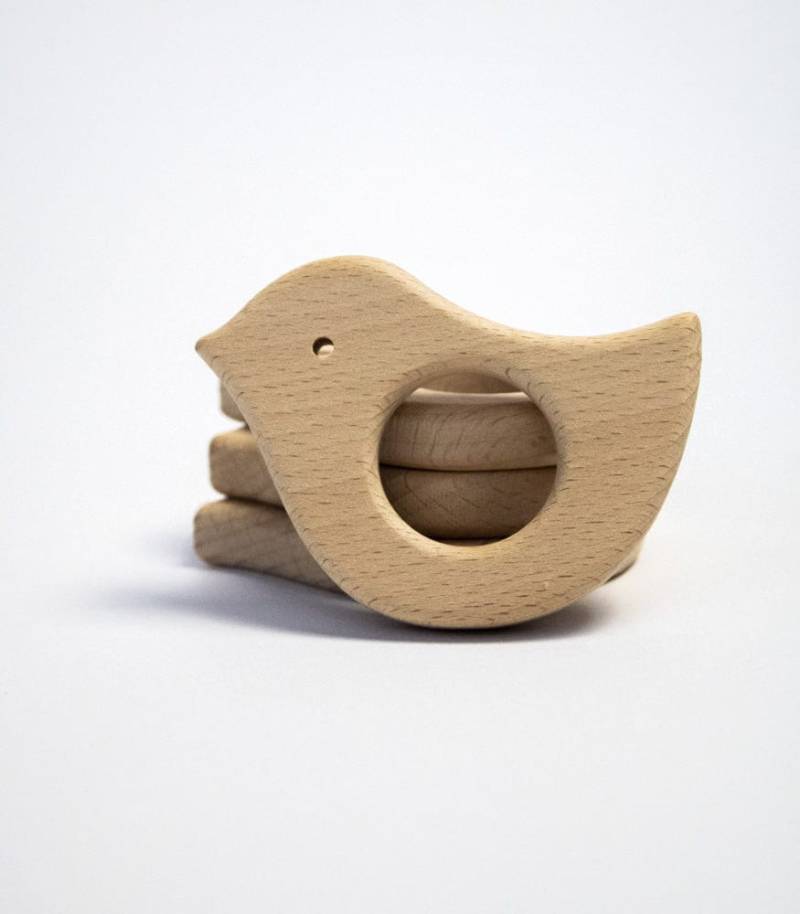 Beißring "Kleiner Vogel" Buchenholz von Etsy - MahinaMakramee