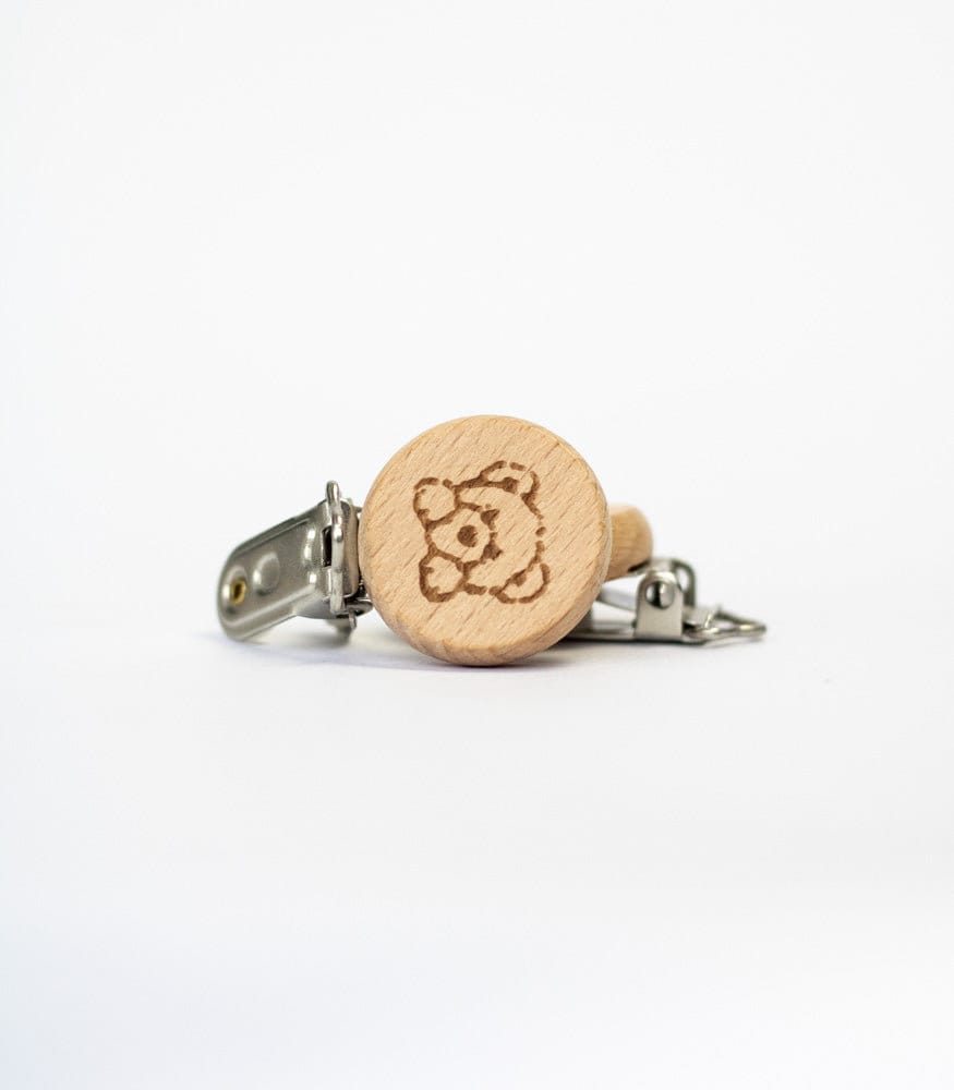 Schnullerclip "Bär Motiv" Aus Buchenholz Schnullerclip "Bär Motiv" Aus Buchenholz von Etsy - MahinaMakramee