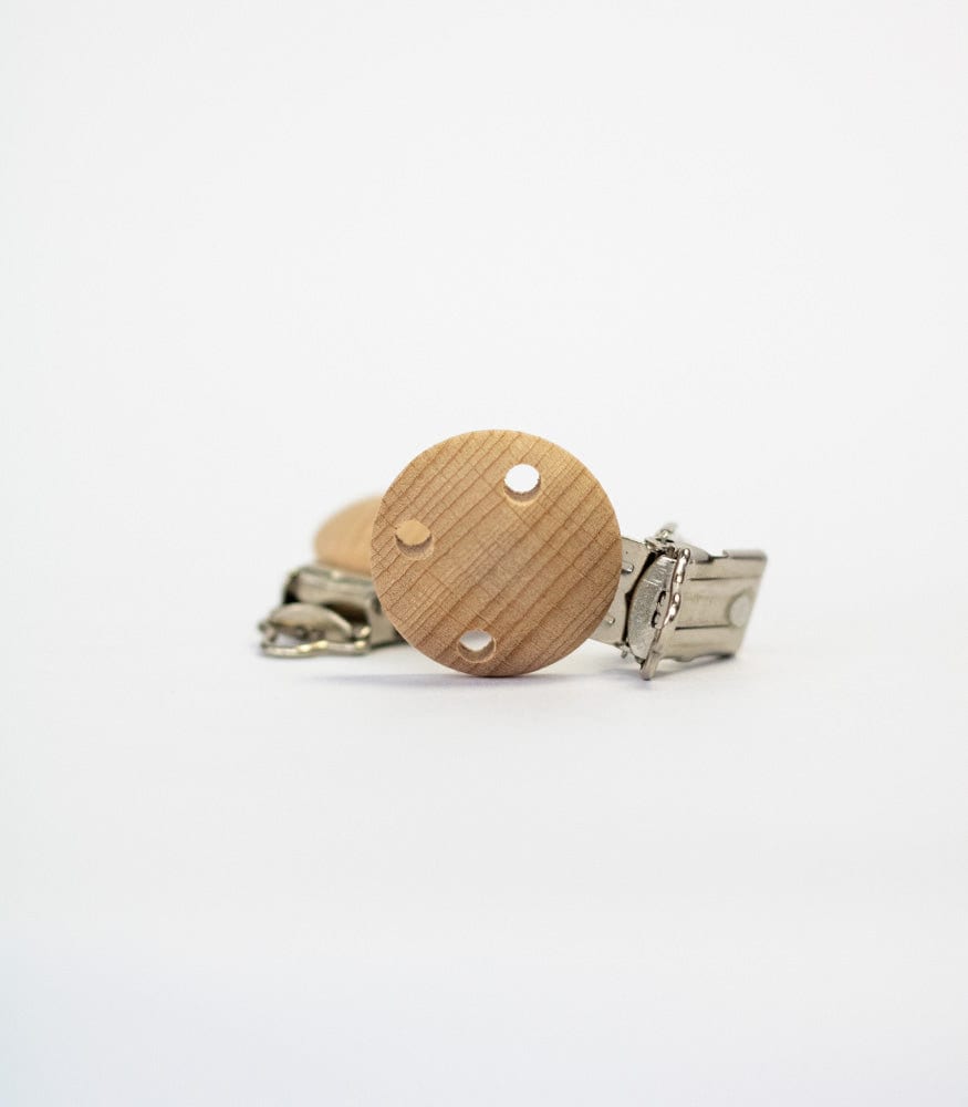 Schnullerclip "Rund Mit Löcher" Aus Buchenholz Schnullerclip "Rund Mit Löcher" Aus Buchenholz von Etsy - MahinaMakramee