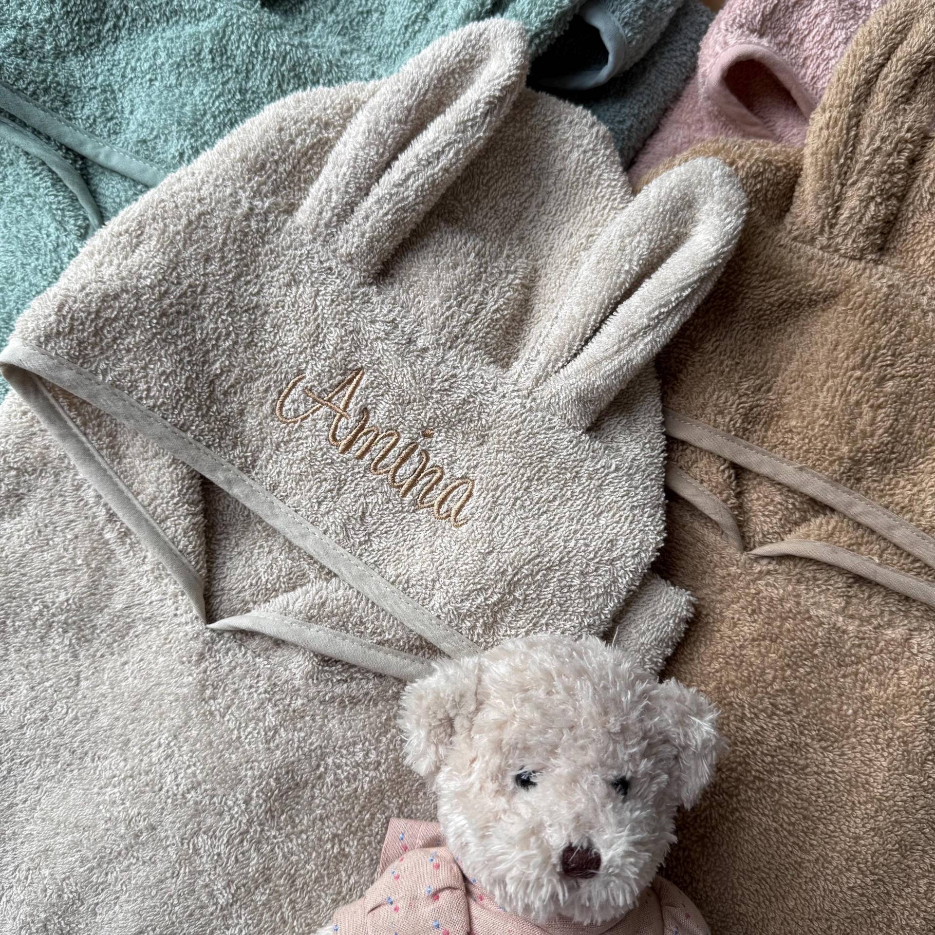 Personalisiertes Baby Poncho Handtuch Mit Namen, Kapuzenhandtuch Ohren, Kleinkind Badeponcho, Geschenkidee, Weiches Baumwollhandtuch von Etsy - MaiDemStudio