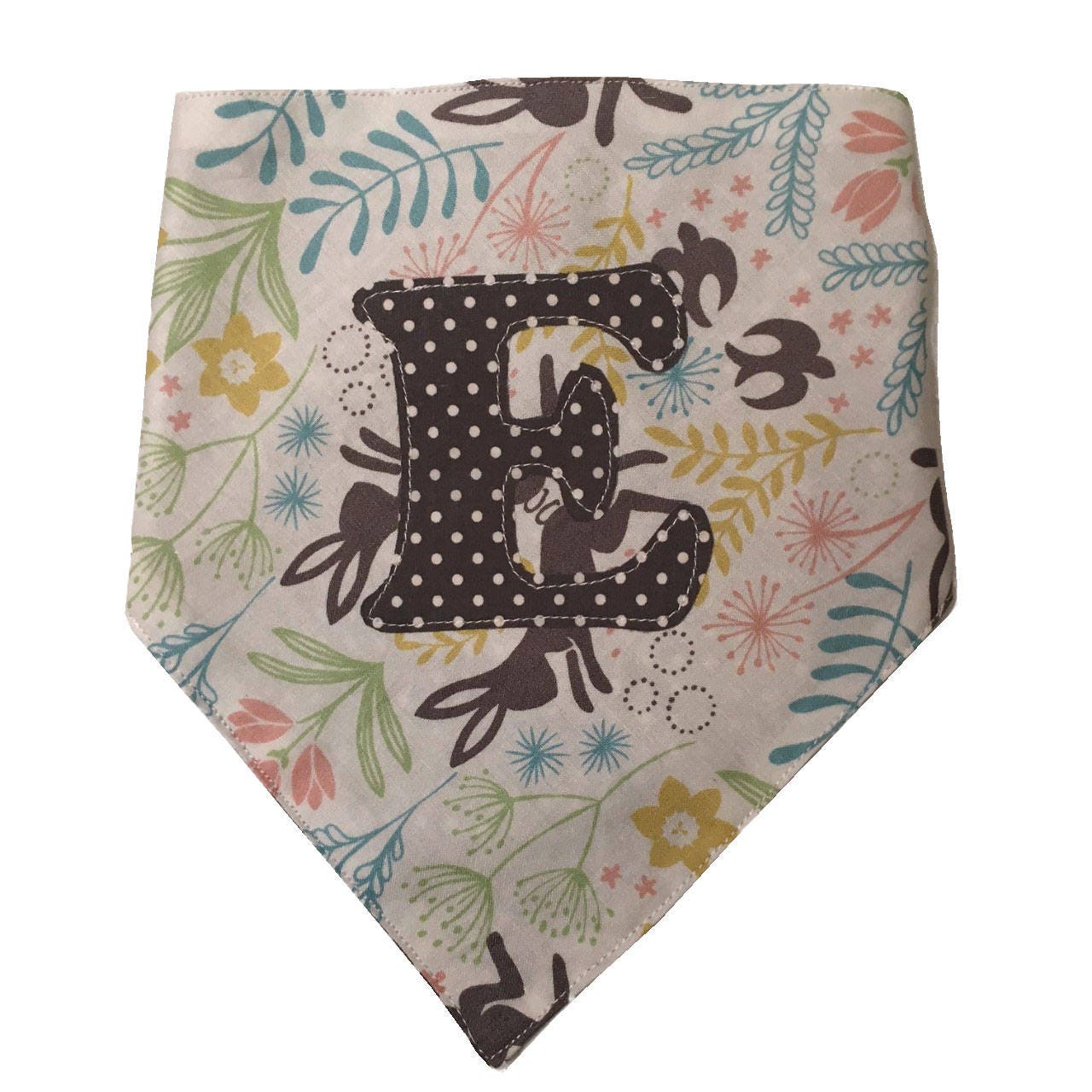 Personalisierte Monogramm-Lätzchen Personalisierte Monogramm-Lätzchen von Etsy - Makedoandmemories