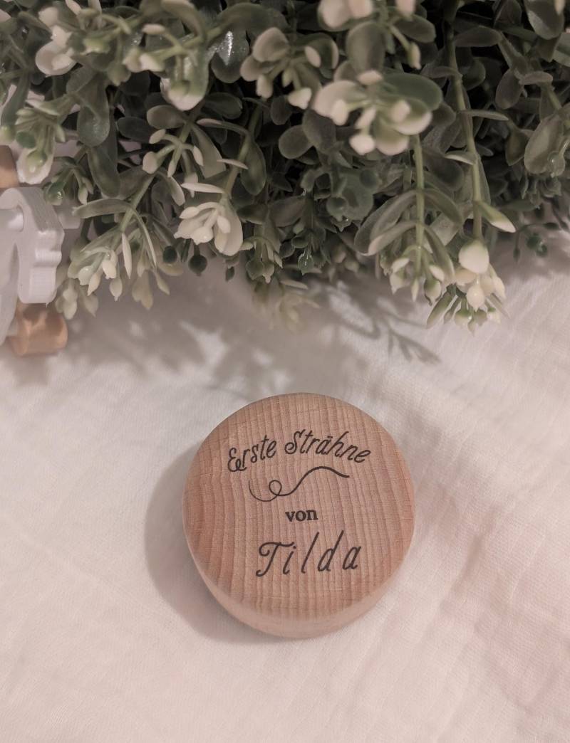 Personalisierte Holz Dose Erste Haarsträhne Baby - Erinnerungsdose Mit Namen Geschenk Geburt Taufe Personalisierte Holz Dose Erste Haarsträhne Baby - Erinnerungsdose Mit Namen Geschenk Geburt Taufe von Etsy - ManeHandmadeProducts