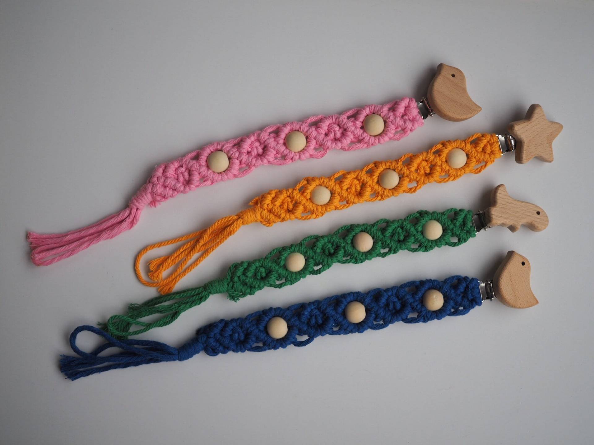 Schnullerkette Makramee | Pacifier Chain Schnullerkette Makramee | Pacifier Chain von Etsy - ManiDAmorebyAnna