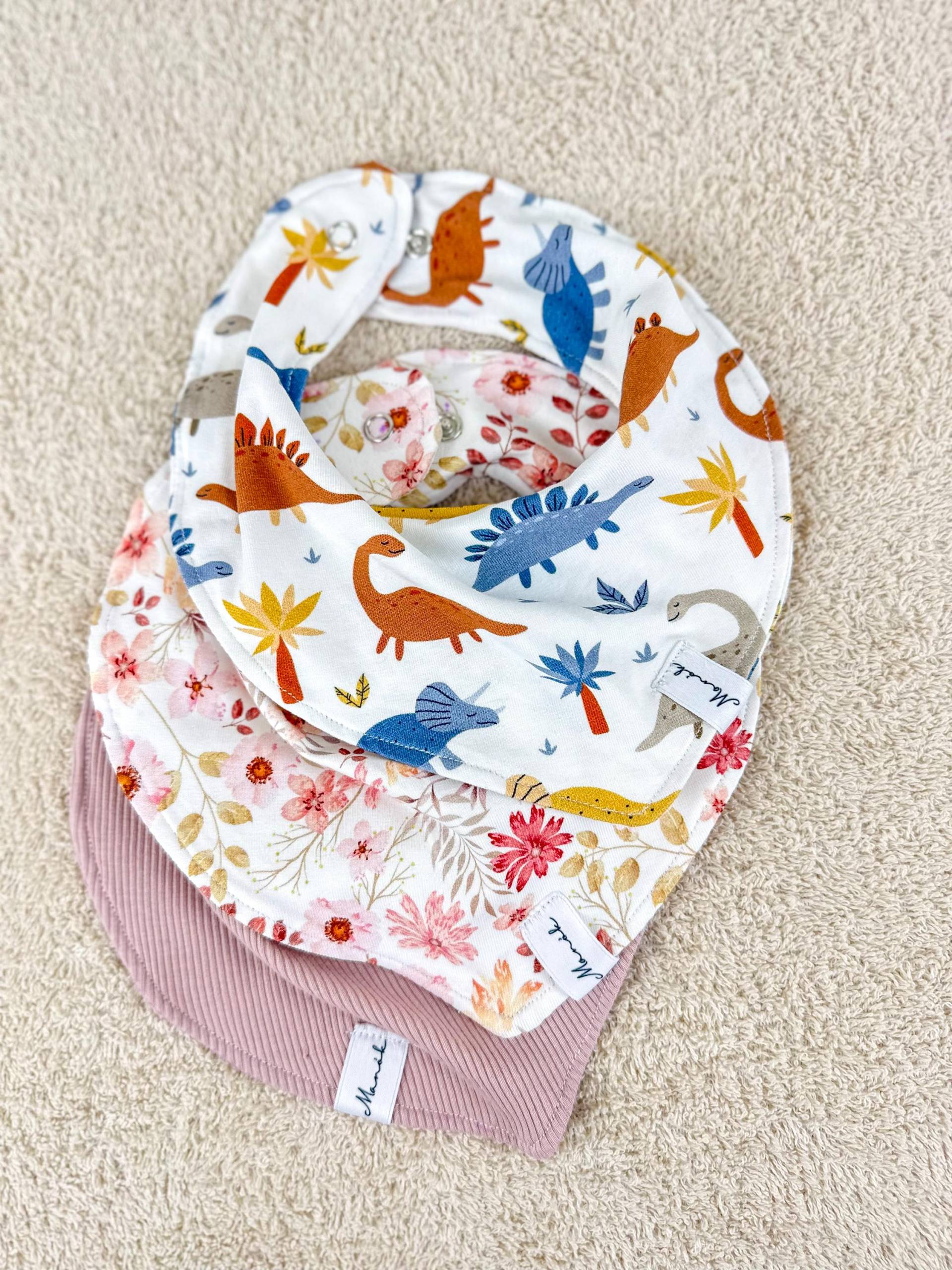 Baby Dreieckstuch Aus Jersey | Dreieckiger Schal Babyhalstuch Mini-Lätzchen Babykleidung Babygeschenk Babyaccessiores Baby Dreieckstuch Aus Jersey | Dreieckiger Schal Babyhalstuch Mini-Lätzchen Babykleidung Babygeschenk Babyaccessiores von Etsy - Manokhandmade