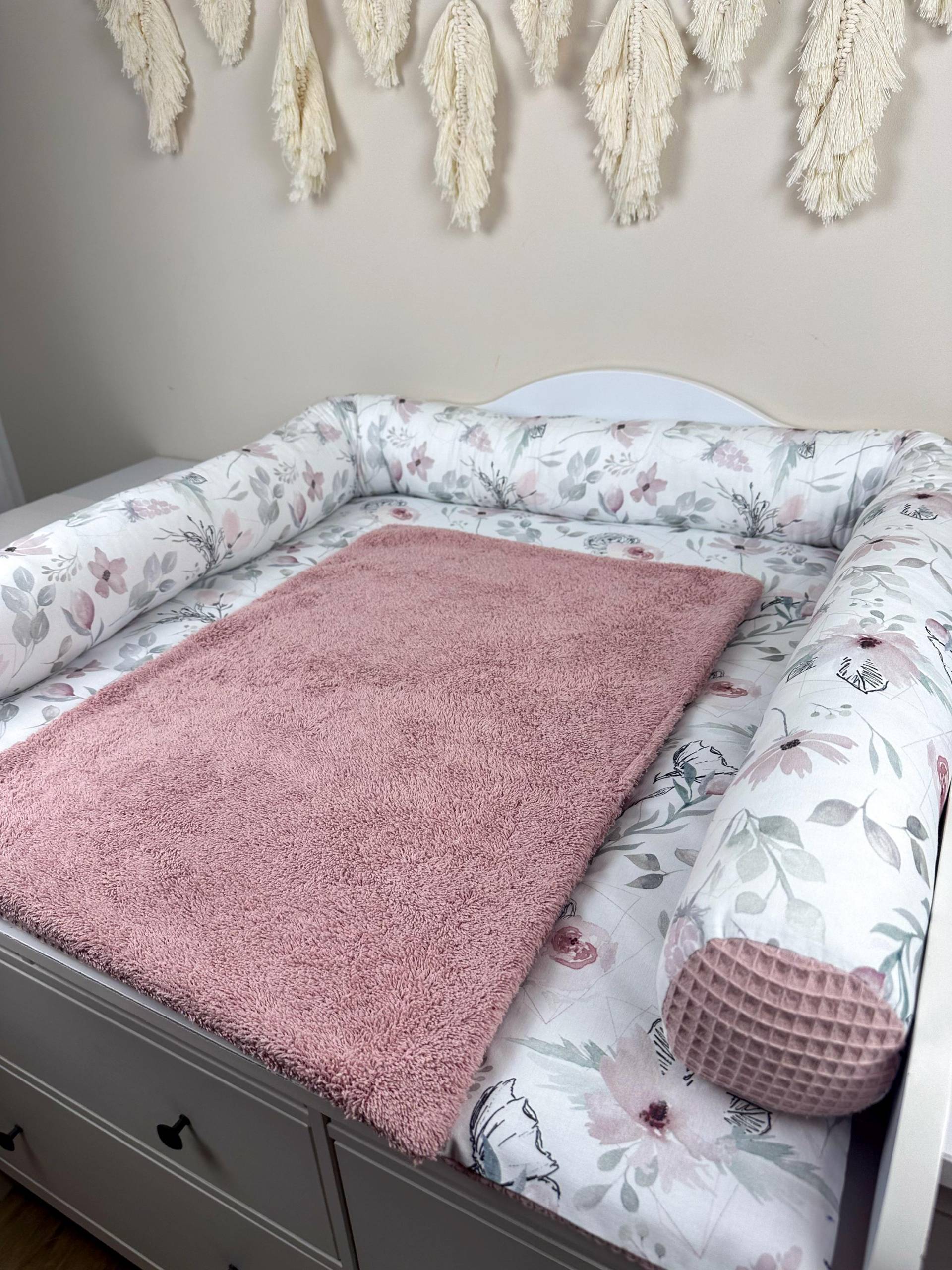 Set S Wickeltischauflage Und Wickeltischumrandung in Verschiedenen Größen | Design - Waffelpiquestoff Babyzimmer Wickelauflage Baby Set S Wickeltischauflage Und Wickeltischumrandung in Verschiedenen Größen | Design - Waffelpiquestoff Babyzimmer Wickelauflage Baby von Etsy - Manokhandmade