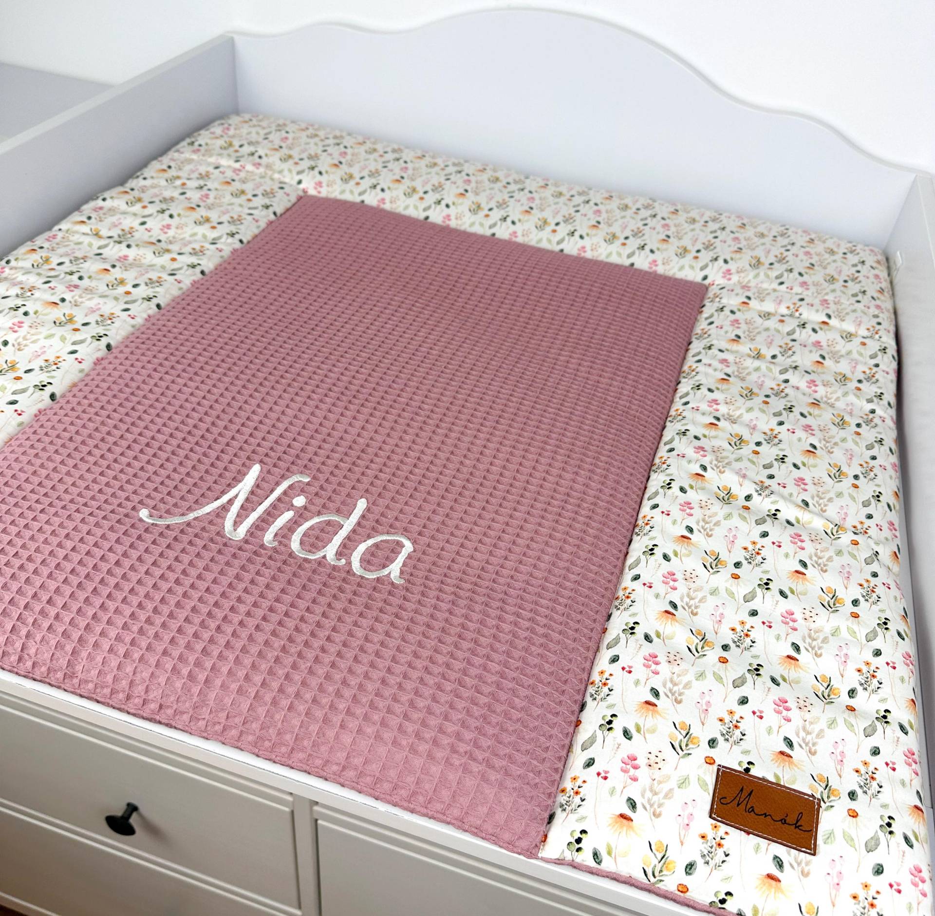 Wickeltischauflage 80x75 cm | Design - & Waffelpique Personalisierbar Wickelunterlage Wickeltisch Babygeschenk Geburt Babyzimmer Wickeltischauflage 80x75 cm | Design - & Waffelpique Personalisierbar Wickelunterlage Wickeltisch Babygeschenk Geburt Babyzimmer von Etsy - Manokhandmade