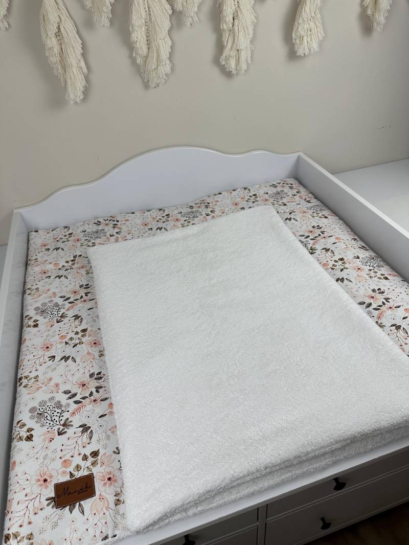 Wickeltischauflage Nach Wunschmaß | Design - Und Frotteestoff Personalisierbar Wickelunterlage Wickeltisch Babyzimmer Babygeschenk von Etsy - Manokhandmade