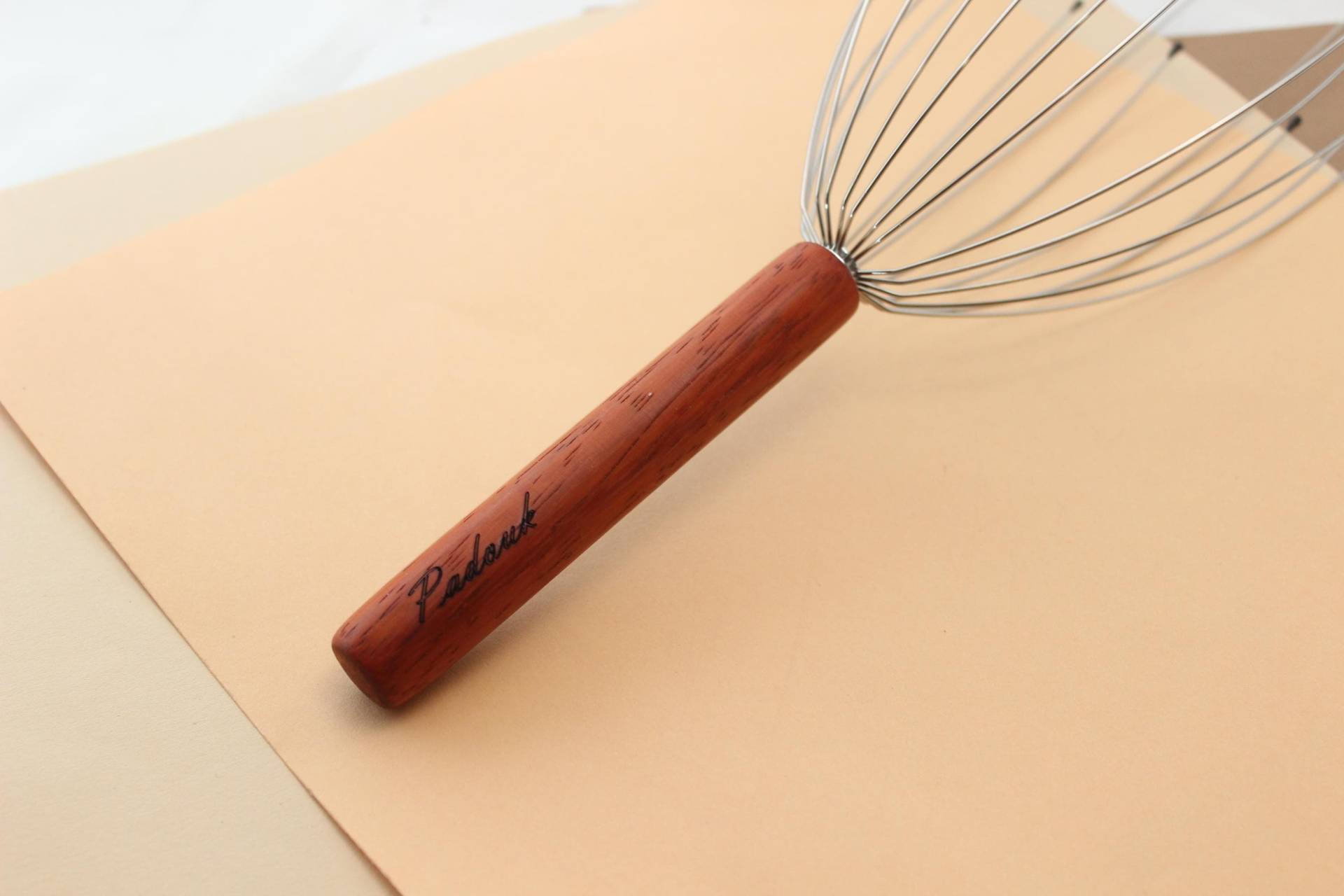 Kopfmassage Spinne Mit Handgedrechseltem Griff Aus Edelholz, Massagegerät Für Den Kopf Edelholz Kopfmassage Spinne Mit Handgedrechseltem Griff Aus Edelholz, Massagegerät Für Den Kopf Edelholz von Etsy - ManufaktMoldenhauer