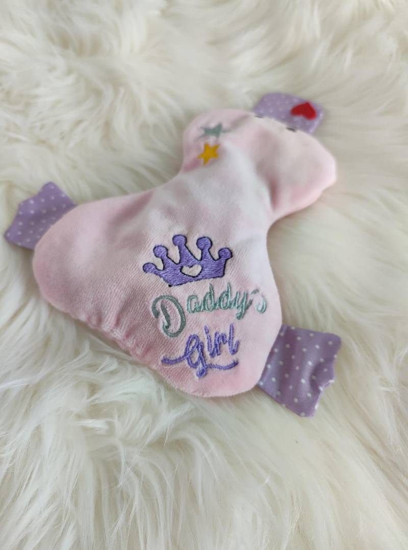 Ente Kirschkernkissen Motiv Krone Daddys Girl Rosa Ente Kirschkernkissen Motiv Krone Daddys Girl Rosa von Etsy - ManufakturSoKreWe