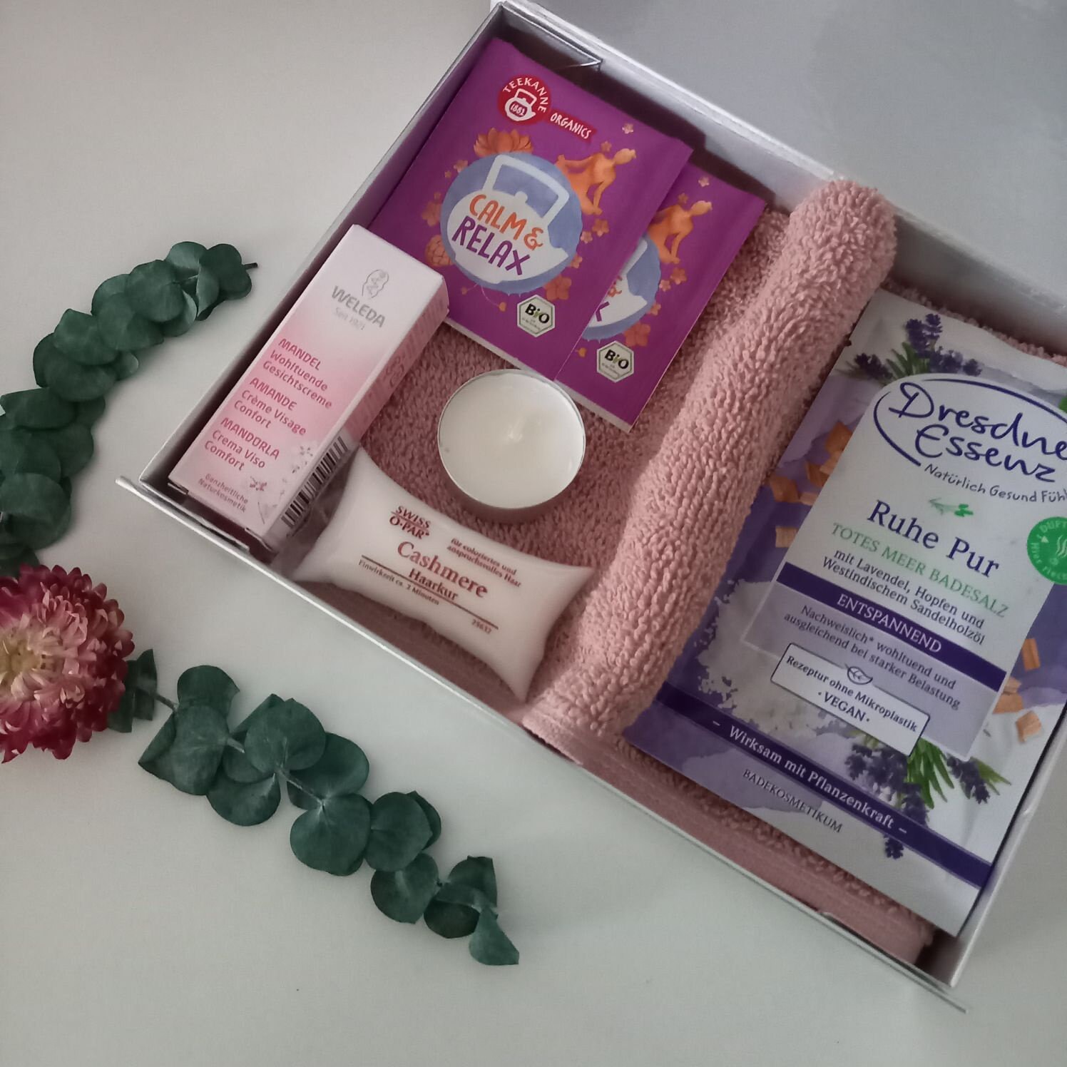 Geschenk Box Kleine Auszeit Ruhe Beauty Kosmetik Set Tee Entspannung Wellness Geschenk Box Kleine Auszeit Ruhe Beauty Kosmetik Set Tee Entspannung Wellness von Etsy - MarLinKreationen