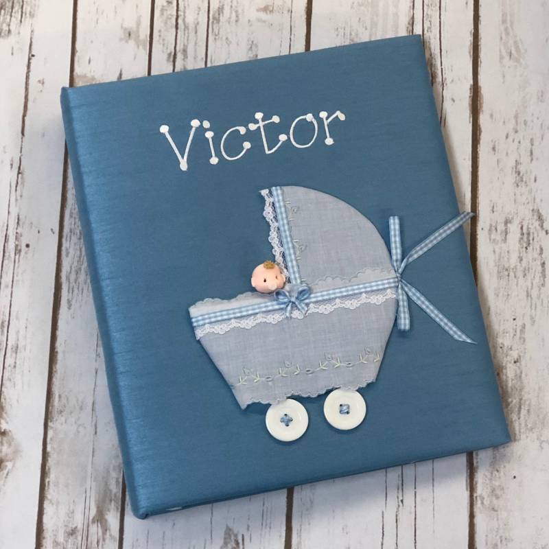 Personalisiertes Baby Memory Book Shantung-stoff, Schweizer Batistwagen von Etsy - MarcelaGifts