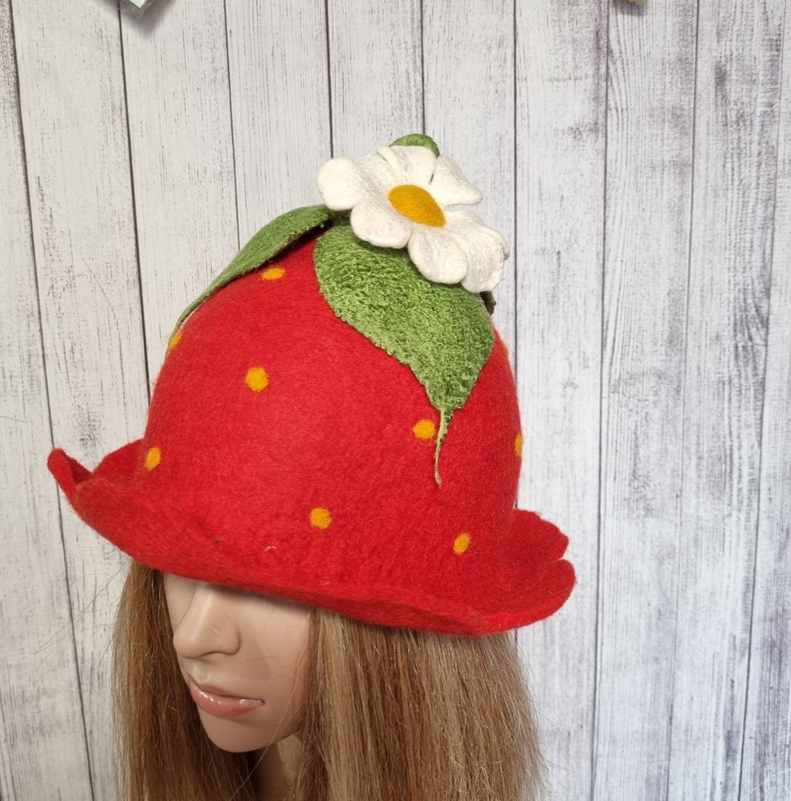 Wollmütze Für Damen, Filzhut, Erdbeerfilzhut, Lustiger Hut, Geschenk Ihn, Pixie-Hut, Feenhut, Saunahut von Etsy - MariEcoLV