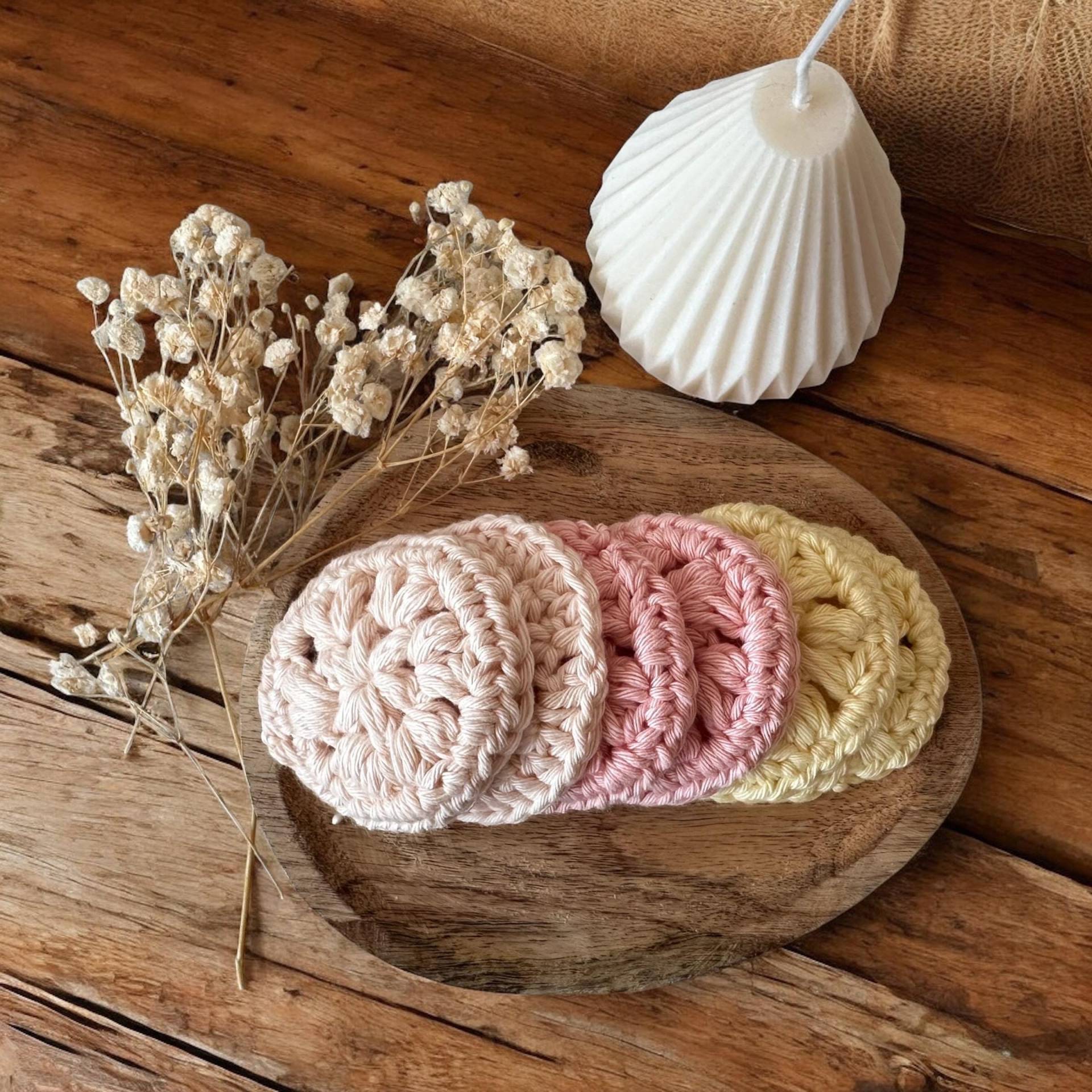 Handgemachte Gehäkelte Kosmetikpads - Wiederverwendbar & Nachhaltig von Etsy - MaschenLiebeJulia