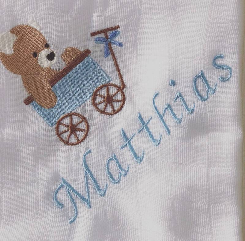 stoffwindel Bestickt "Bär" stoffwindel Bestickt "Bär" von Etsy - MaschenmitHerz