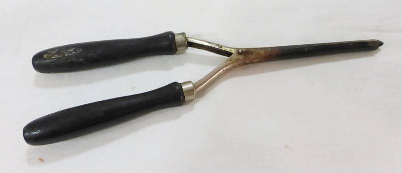Vintage Rustikales Primitive Haar Lockenstab Und Schwarzen Holzgriff von Etsy - MashliDesign