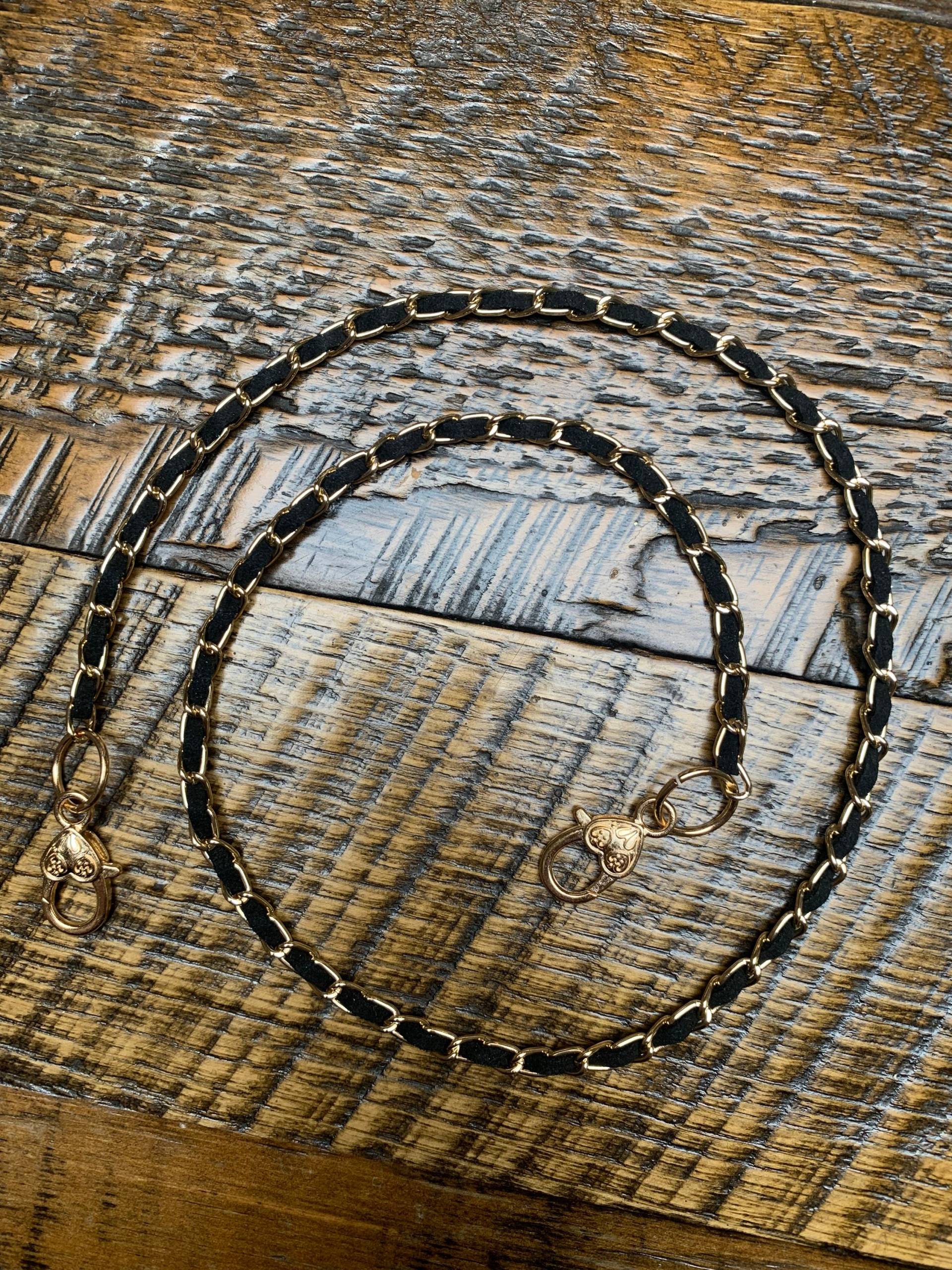 Schwarze Und Goldene Maskenkette. Luxe Wildleder - Goldkette Kostenloser Versand Schwarze Und Goldene Maskenkette. Luxe Wildleder - Goldkette Kostenloser Versand von Etsy - MaskchainsandDesigns