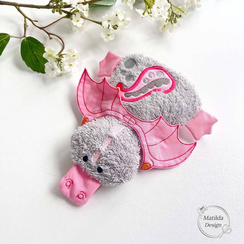 Baby Wärmekissen - Drachen Entchen Mit Namen Waschbar Bio-Dinkel Kirschkerne von Etsy - MatildaDesignShop