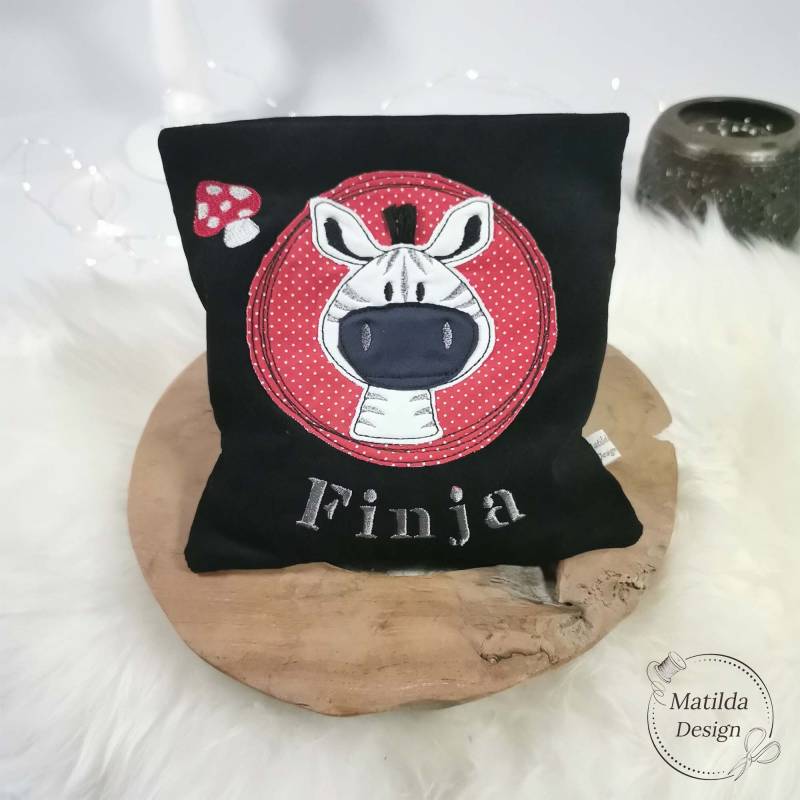 Wärmekissen - Zebra Personalisierbar Mit Namen Bezug Waschbar Bio-Dinkel Kirschkerne 20cmx20cm Viele Motive Und Farben von Etsy - MatildaDesignShop