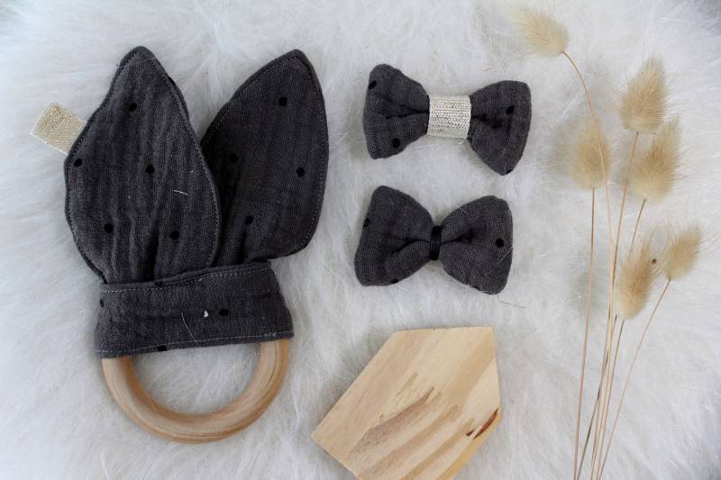 Zähnering, Kaninchen Rassel Viel Und Bars, Doppel Gaze Ohrringe, Zähne Spielzeug, Baumwolle Gaze, Holz von Etsy - MayflowerCollection