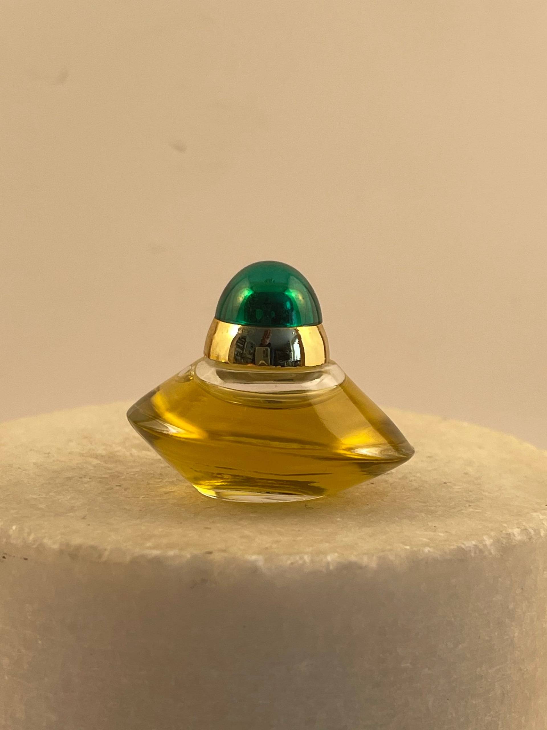 Vintage Oscar De La Renta Paris "Volupte Parfum' 4 Ml/0.13 Fl Oz Miniature Splash. Selten. Neu Ohne Box Vintage Oscar De La Renta Paris "Volupte Parfum' 4 Ml/0.13 Fl Oz Miniature Splash. Selten. Neu Ohne Box von Etsy - MePeGreece