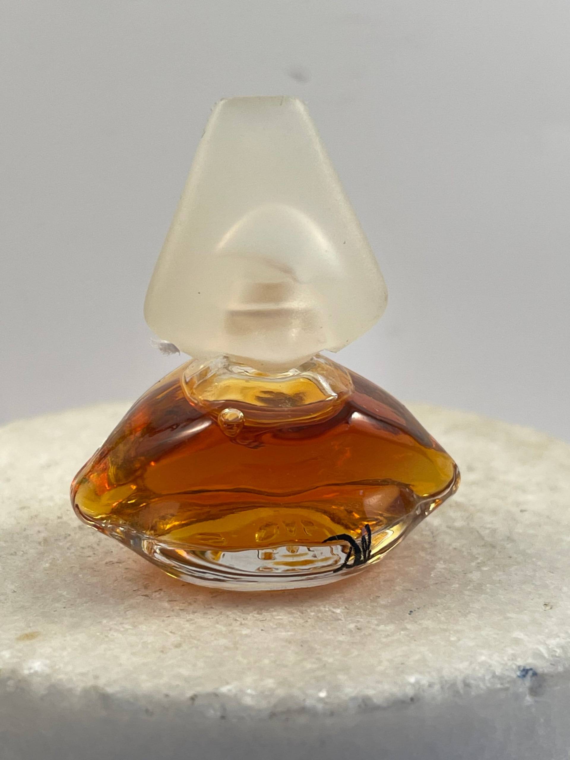 Vintage Salvatore Dali "Lips' Parfum De Toilette. 5 Ml Miniatur Splash. Sammlerstücke Vintage Salvatore Dali "Lips' Parfum De Toilette. 5 Ml Miniatur Splash. Sammlerstücke von Etsy - MePeGreece