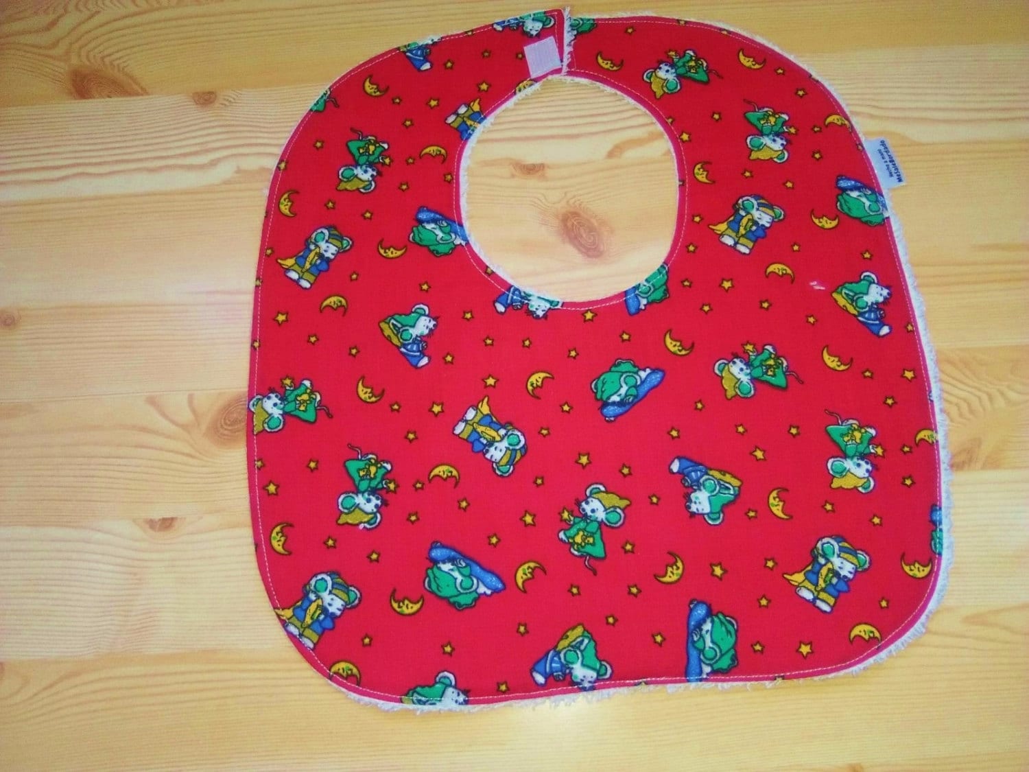 Baby Lätzchen, Kawaii Kleine Sabbern, Bib, Rülpsen Rote Maus Mäuse Baby-Dusche-Geschenk, Baby-Lätzchen, Mädchen Neue Geboren Jungen Lätzchen von Etsy - MeSaleBordado
