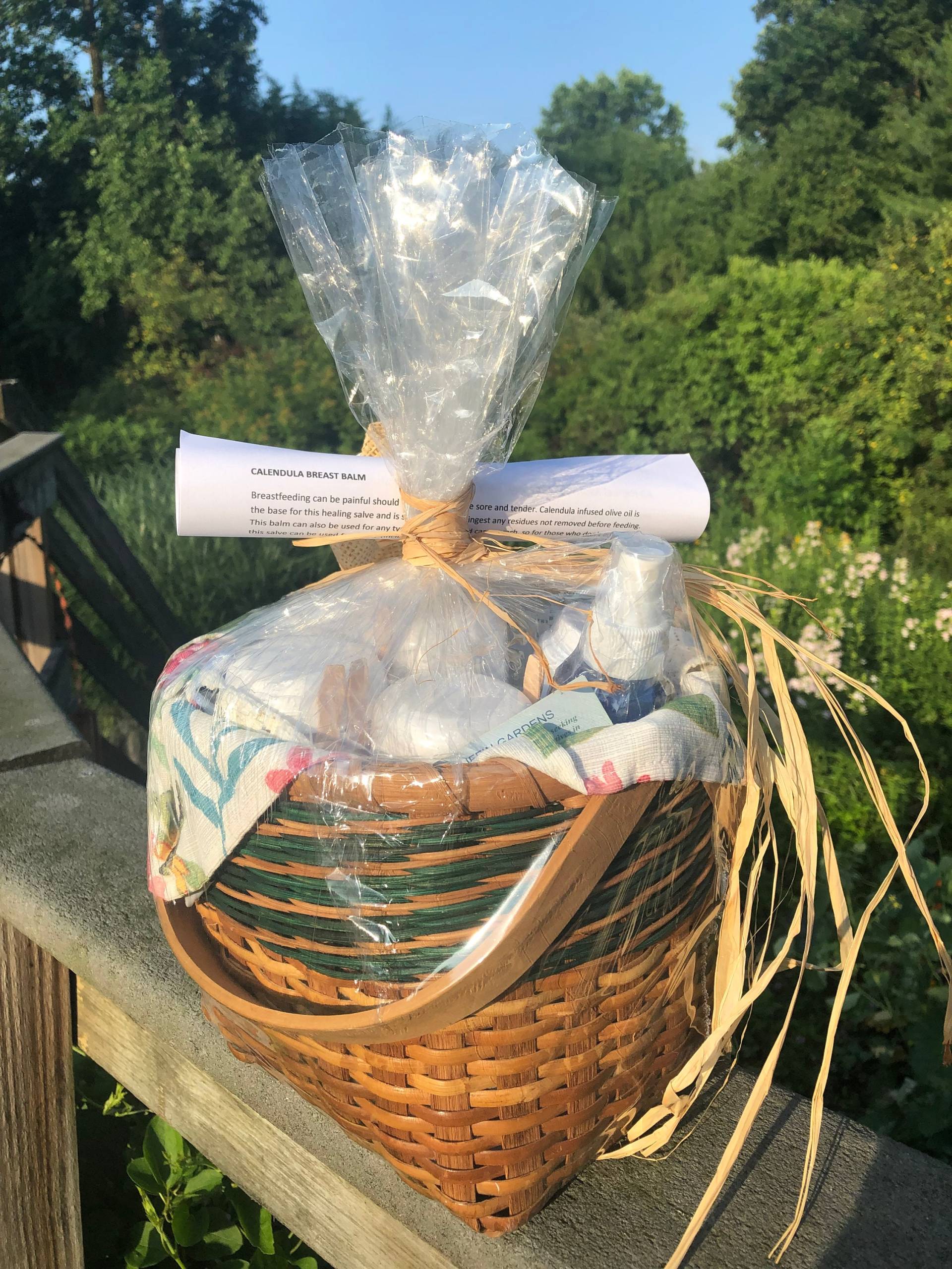 Babyparty Geschenkkorb, Care Paket, Schwangere Mutter Pflege, Säuglingspflege, Geschenkidee, Natürliche Kinderpflege von Etsy - MeadowMuffinGardens