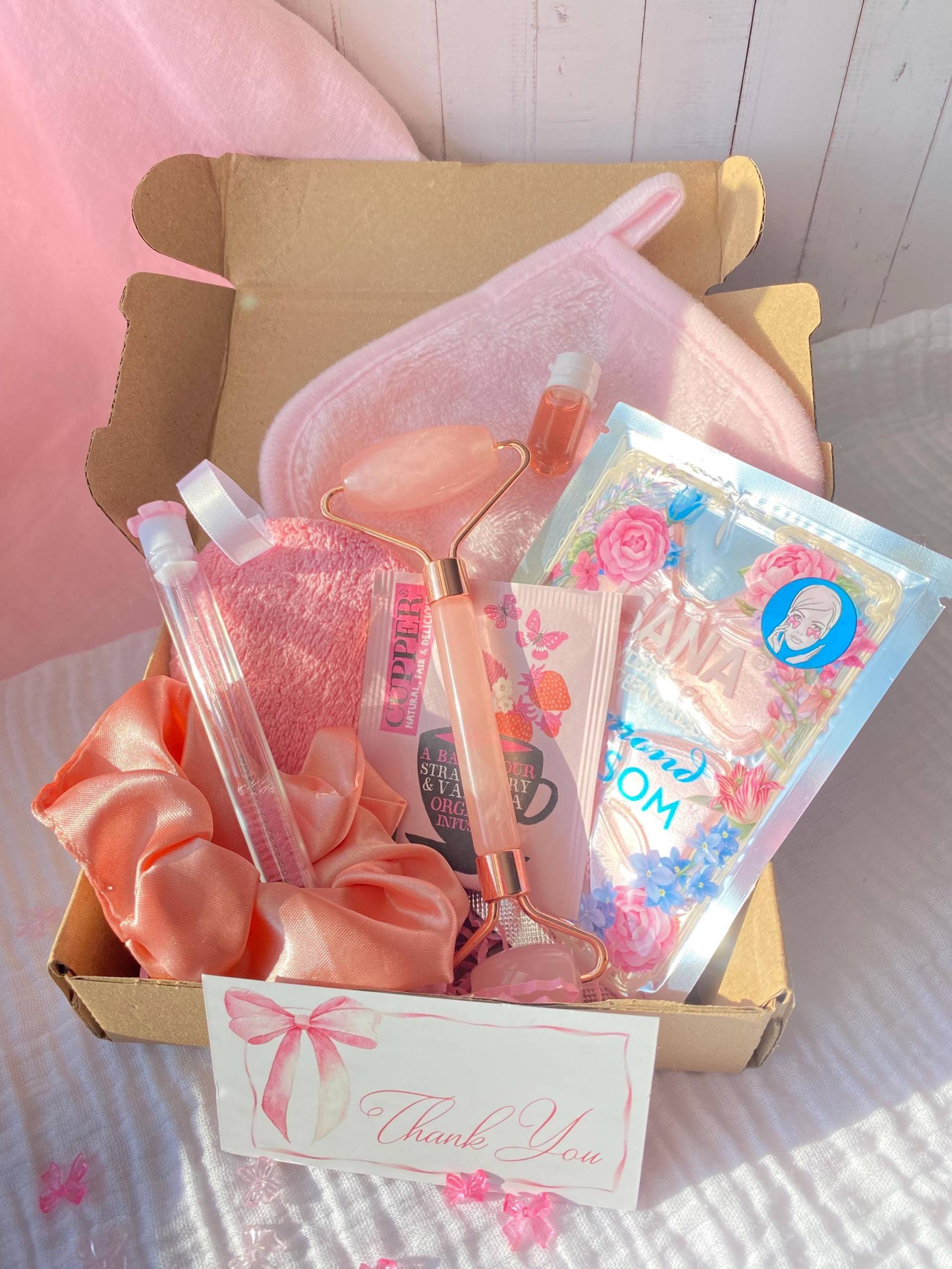 Luxus Wellness Geschenkset Für Frauen - Rosenquarz Gesichtsroller Beauty Box Selfcare Spa Geschenkidee von Etsy - MeerLichtMomente