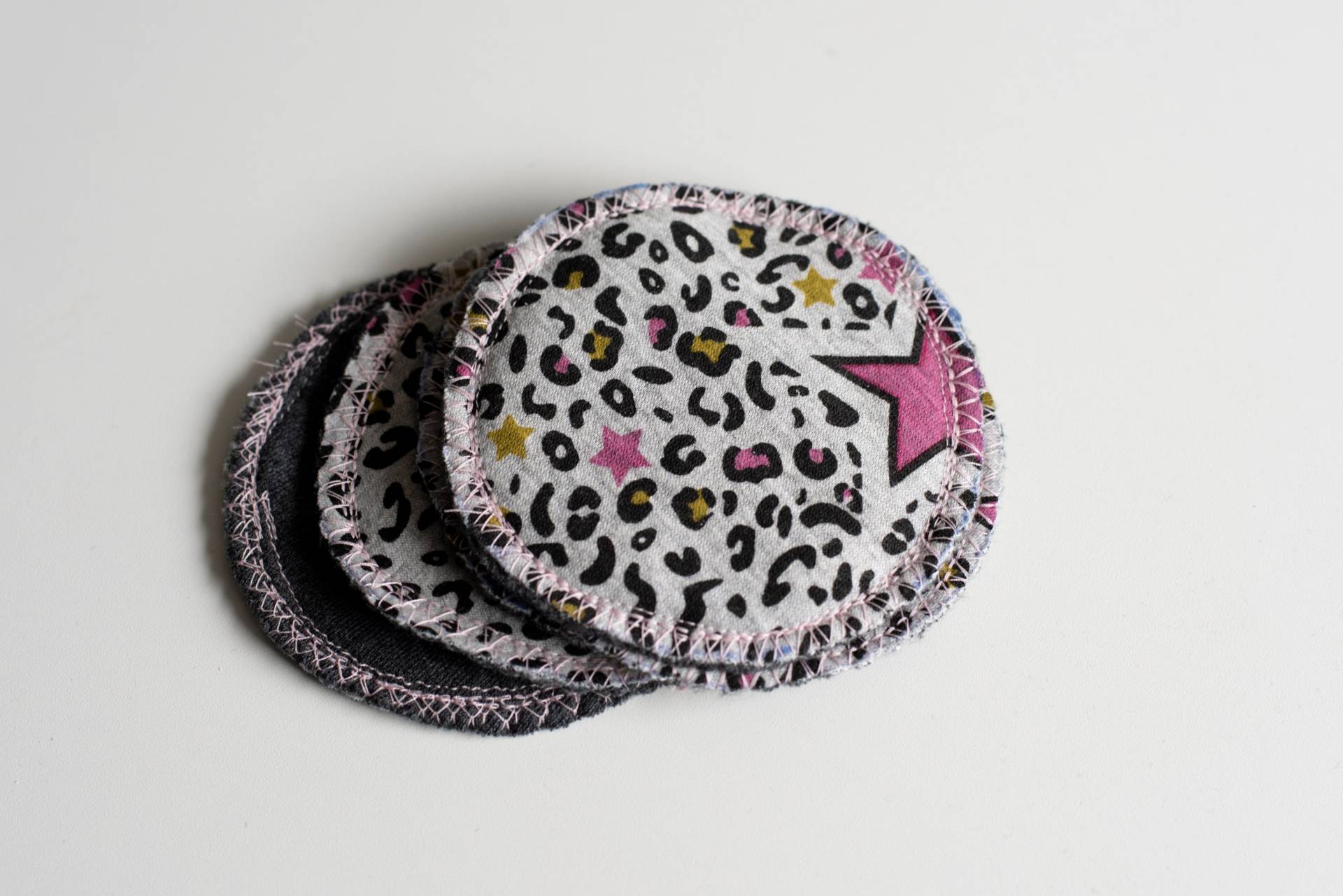 Abschminkpads Leo von Etsy - MeineDrogerie