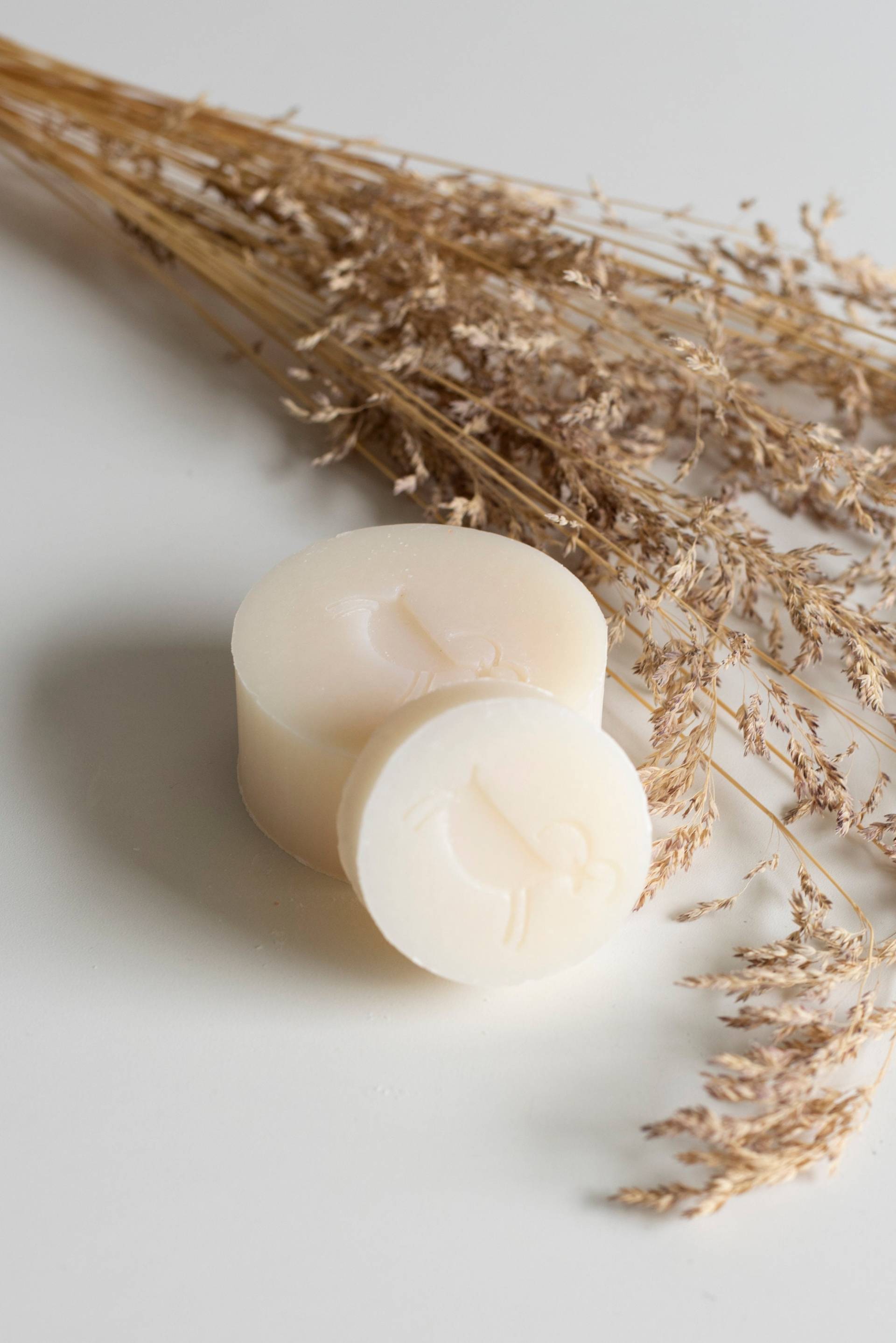 Ziegenmilchseife, Handgemachte Seife, Naturkosmetik, Körperseife, Seife Aus Ziegenmilch, Naturseife, Kilopreis 82, 86 Ziegenmilchseife, Handgemachte Seife, Naturkosmetik, Körperseife, Seife Aus Ziegenmilch, Naturseife, Kilopreis 82, 86 von Etsy - MeineDrogerie