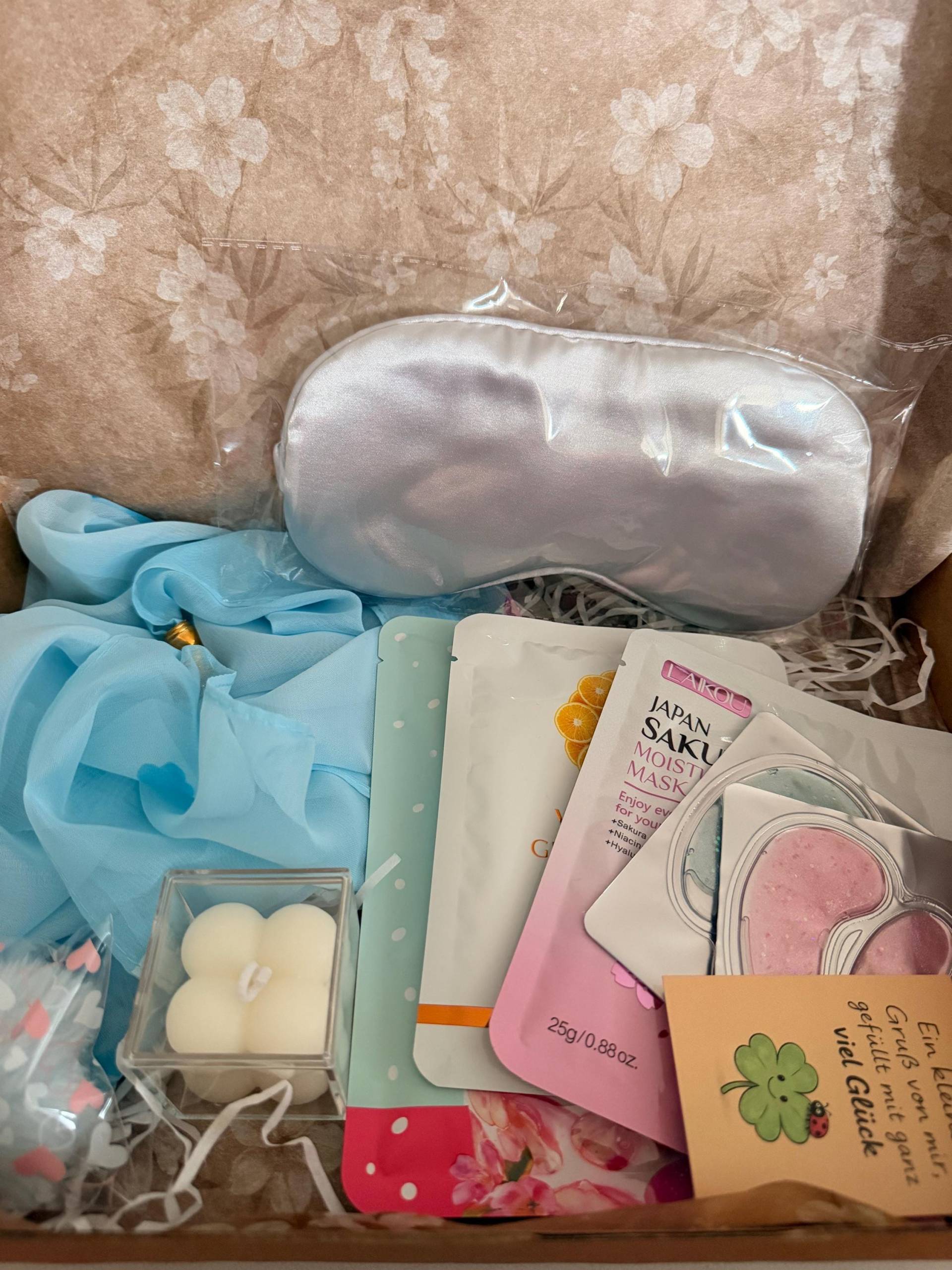 Ein Liebevolles Geschenk Für Eine Wundervolle Mama, Oma, Freundin Oder Schwester Ein Liebevolles Geschenk Für Eine Wundervolle Mama, Oma, Freundin Oder Schwester von Etsy - MelaniaDE