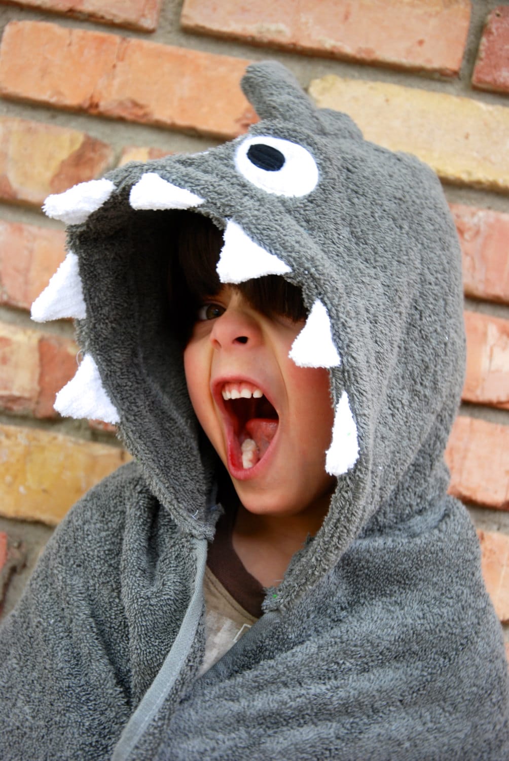 Shark Splash Kapuzenspass Badetuch von Etsy - MelissasStitches