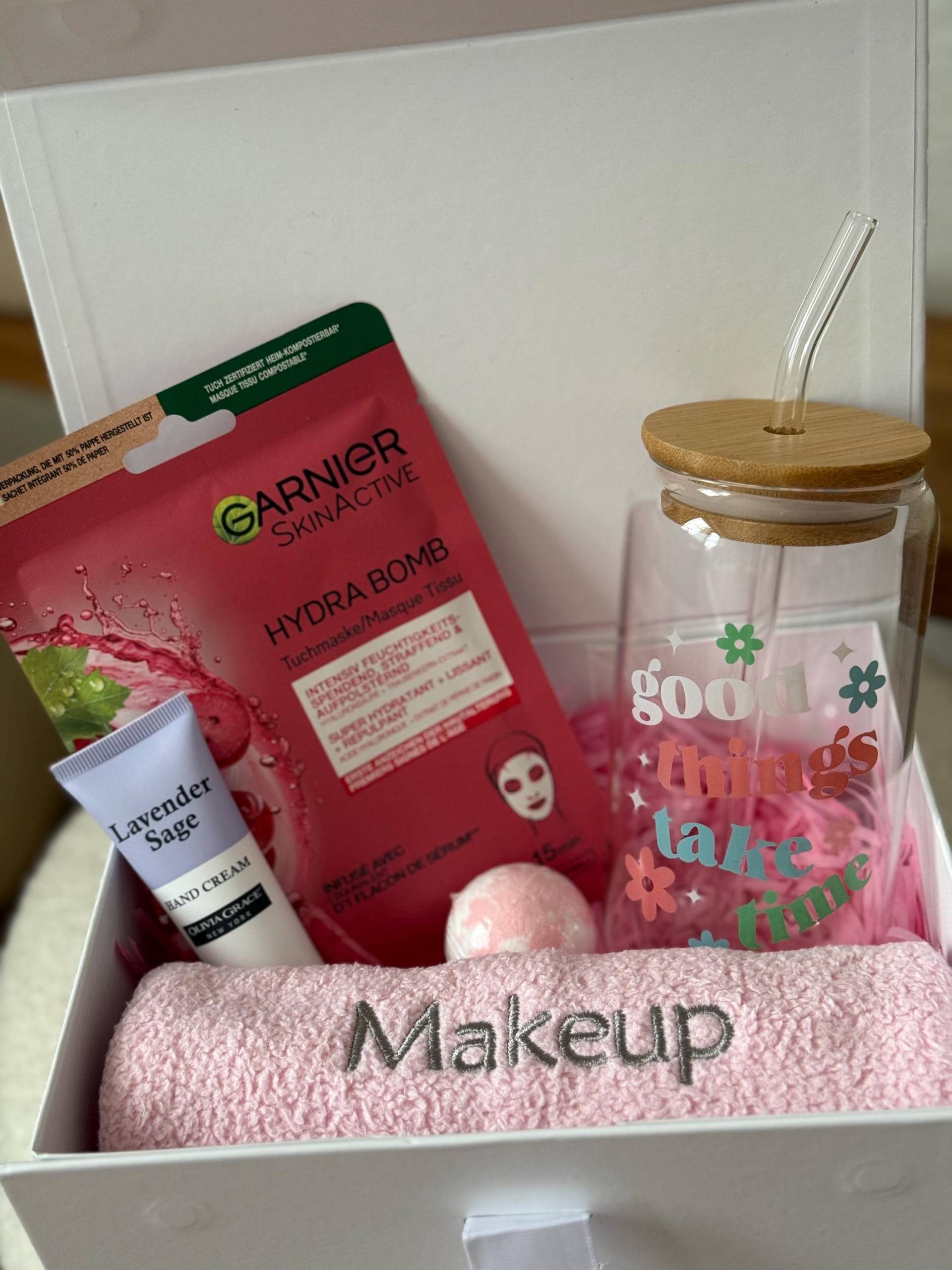 Geschenke Für Mädchen Teenager Geschenkbox Spa Wellness Beauty Hair Giftbox Girls Girlfriend Personalisierte Weihnachtsgeschenk Geschenke Für Mädchen Teenager Geschenkbox Spa Wellness Beauty Hair Giftbox Girls Girlfriend Personalisierte Weihnachtsgeschenk von Etsy - MellowsBoxDE