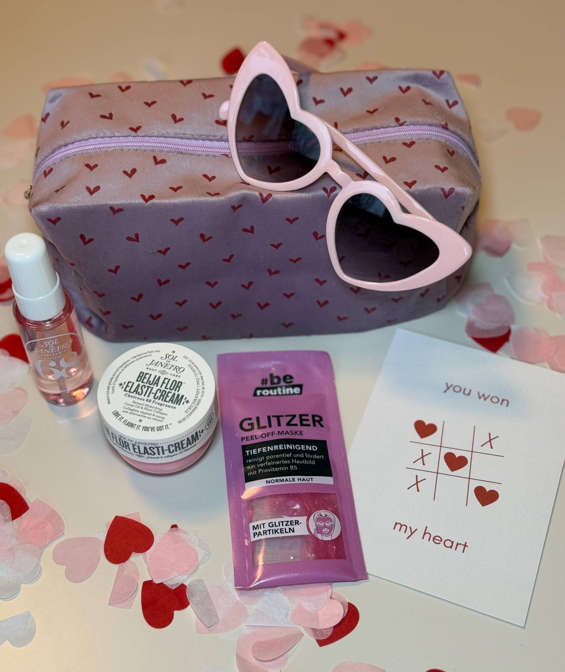 Kosmetiktasche Sol De Janeiro Geschenkbox Freundin Frau Wellness Beauty Liebe Spa Geschenkset Postkarte Giftbox Glitzer Girlfriend Für Sie Kosmetiktasche Sol De Janeiro Geschenkbox Freundin Frau Wellness Beauty Liebe Spa Geschenkset Postkarte Giftbox Glitzer Girlfriend Für Sie von Etsy - MellowsBoxDE