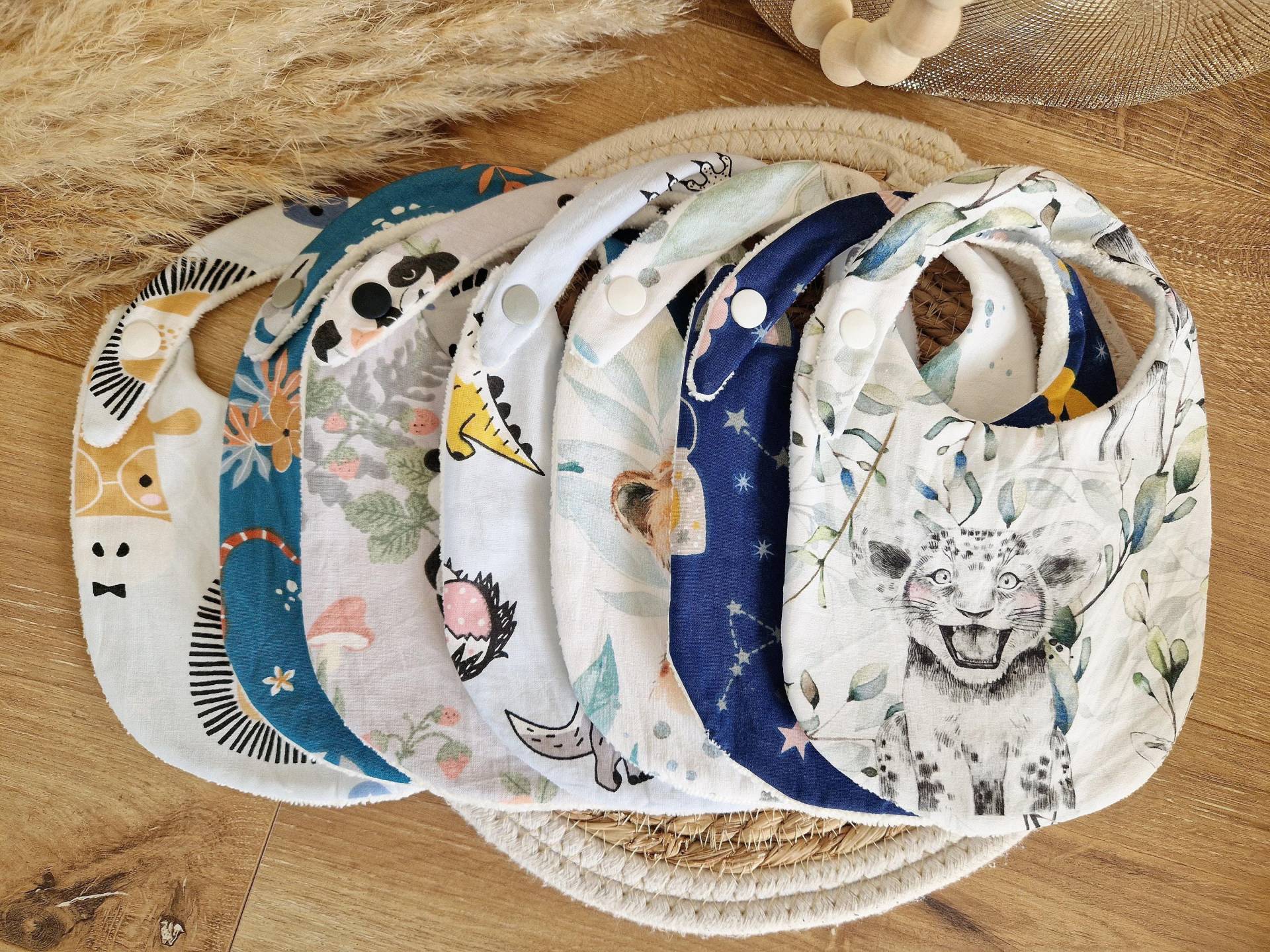 Rundhals-Lätzchen Aus Bedrucktem Stoff Und Bambusschwamm Für Babys - Stoff-Lätzchen Doppelgaze-Lätzchen Anpassbares Lätzchen von Etsy - MesPtitsLoupsFR
