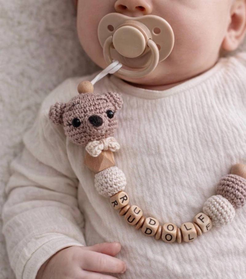 Schnullerkette Bär Schnullerkette Mit Namen Personalisiert Geschenk Schnullerkette Bär Schnullerkette Mit Namen Personalisiert Geschenk von Etsy - MevSi