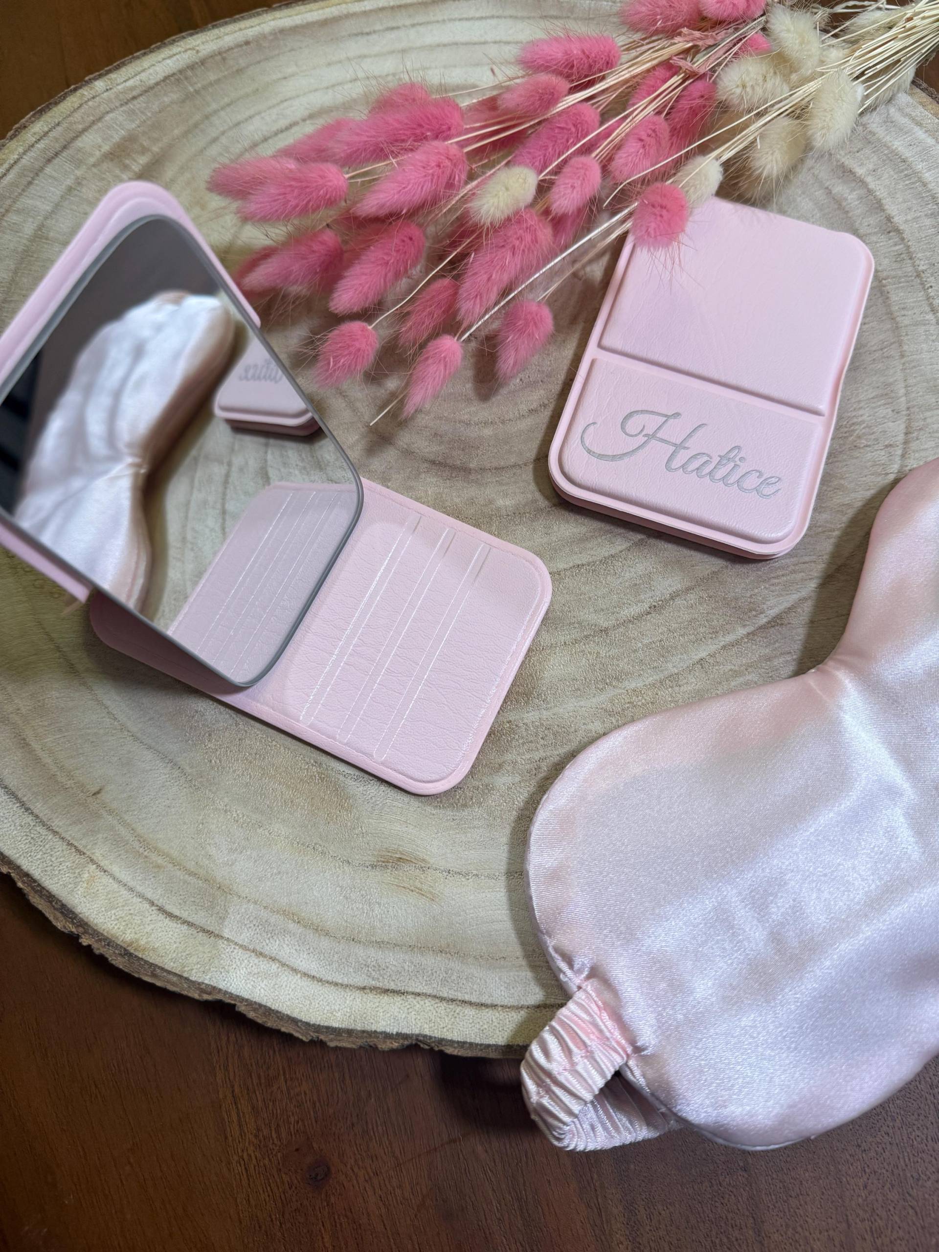 Personalisierte Taschen Spiegel Rosa Brautjungfer Geschenk Hochzeit Brautparty Gastgeschenke Jga Abschied Für Sie Freundin Kosmetik Personalisierte Taschen Spiegel Rosa Brautjungfer Geschenk Hochzeit Brautparty Gastgeschenke Jga Abschied Für Sie Freundin Kosmetik von Etsy - MeyrasCraft