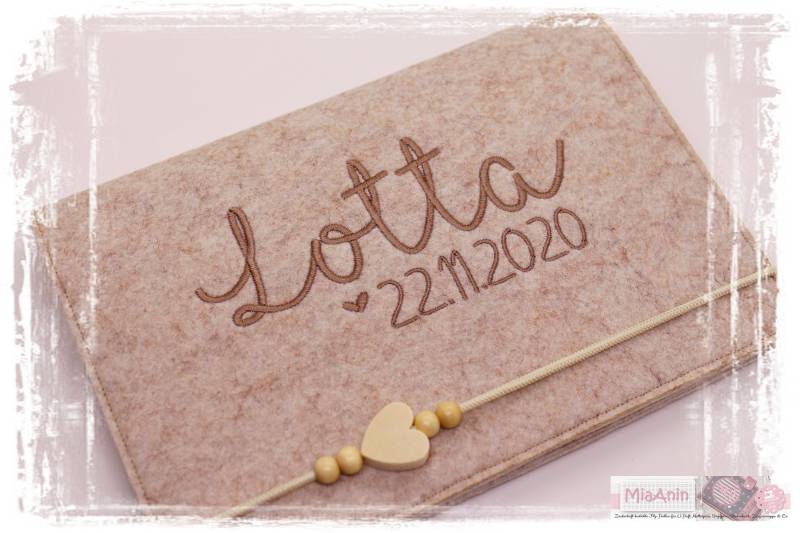 U-Heft Hülle Filz Herz Junge Mädchen Personalisiert Herz Beige Bestickt Impfpassfach U-Heft Hülle Filz Herz Junge Mädchen Personalisiert Herz Beige Bestickt Impfpassfach von Etsy - MiaAnin