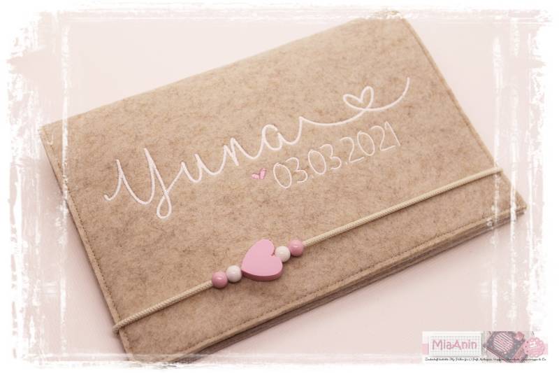 U-Heft Hülle Filz Herz Junge Mädchen Personalisiert Herz Beige Weiß Rosa Bestickt Impfpassfach U-Heft Hülle Filz Herz Junge Mädchen Personalisiert Herz Beige Weiß Rosa Bestickt Impfpassfach von Etsy - MiaAnin
