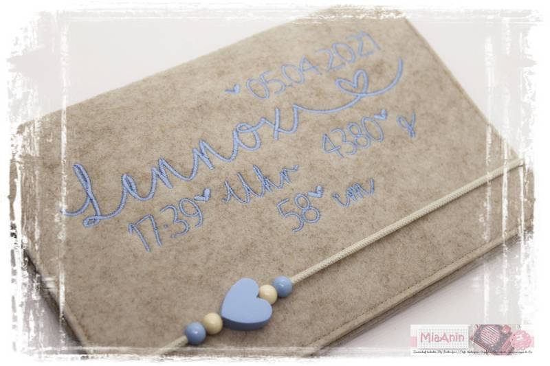 U-Heft Hülle Filz Herz Junge Mädchen Personalisiert Herz Blau Bestickt Babydaten Geburtsdaten von Etsy - MiaAnin